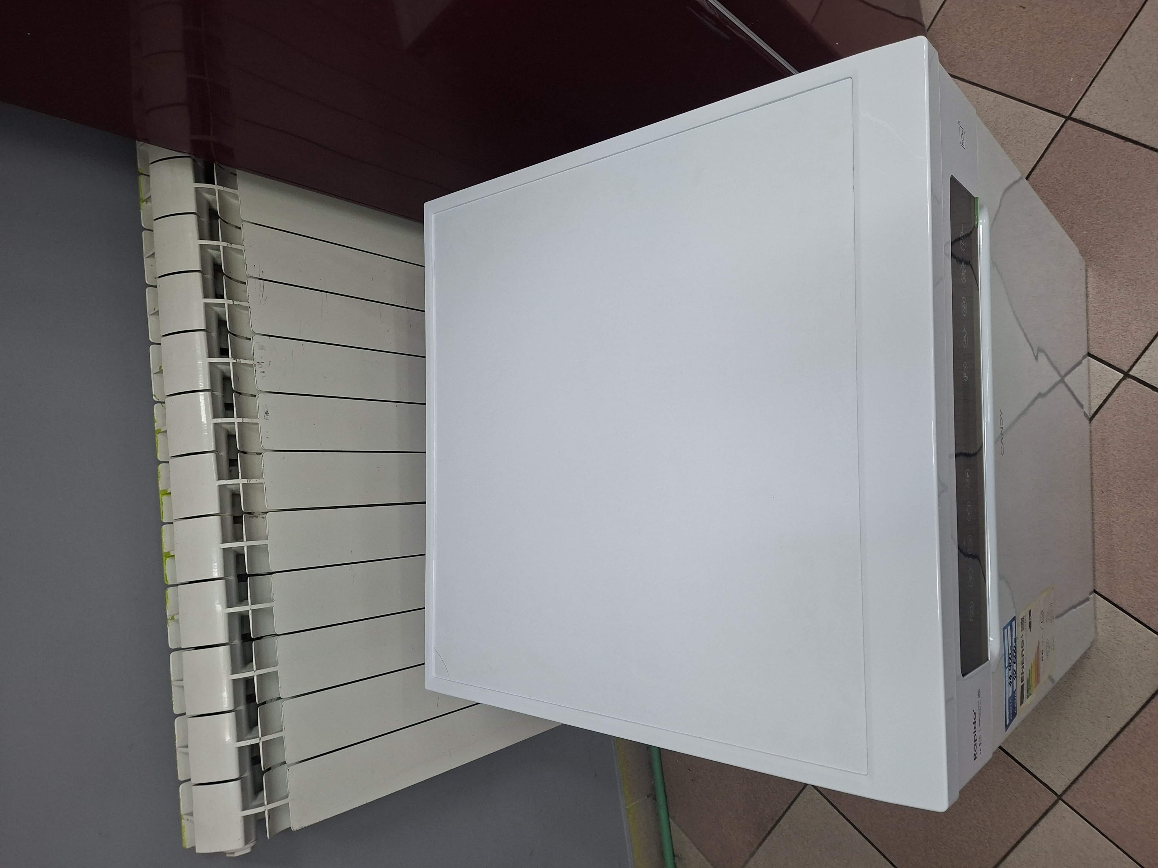 Sudo mašina Candy CF 3B2S3PSW , 16 kompleta