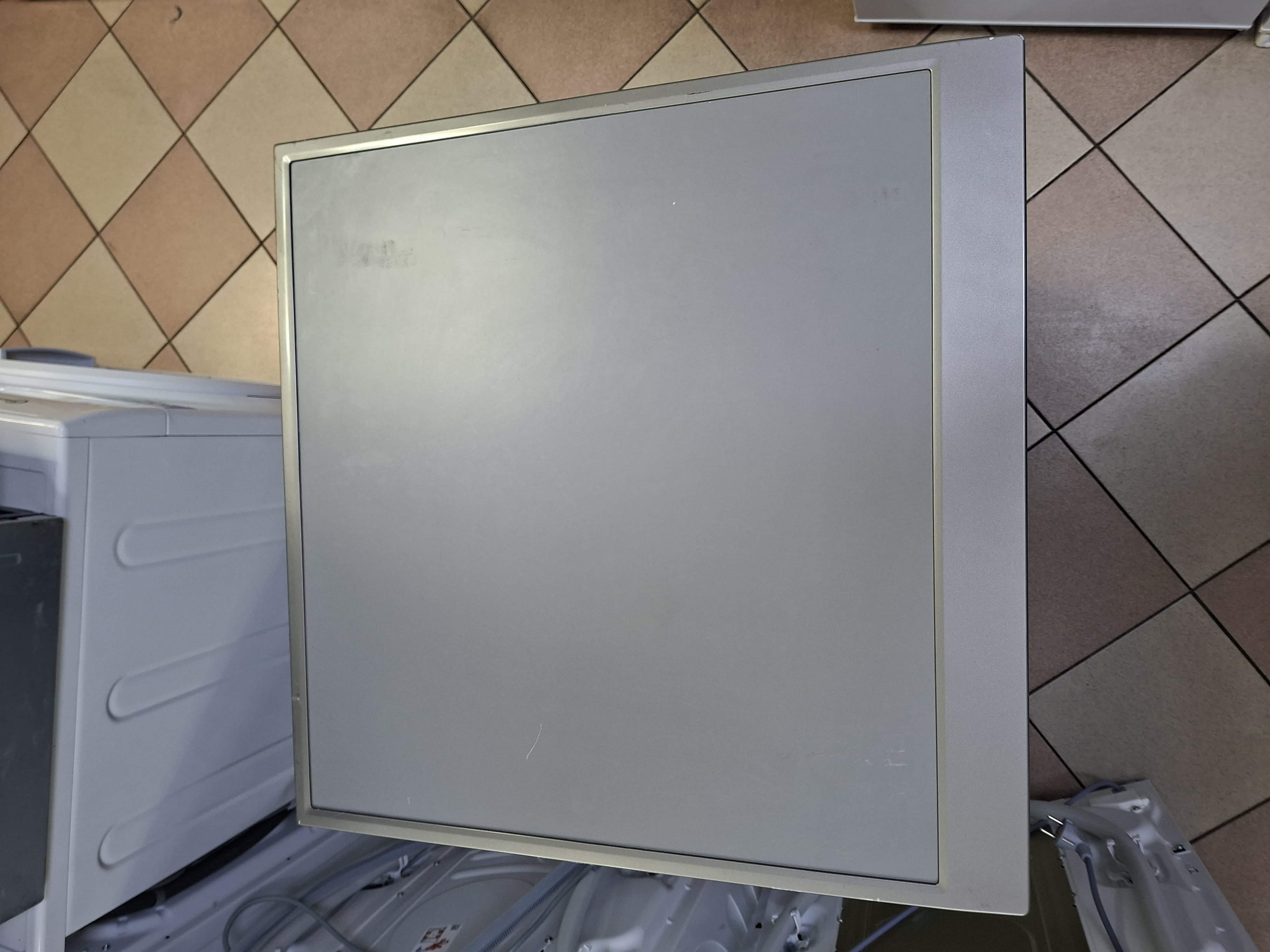 Sudo mašina Candy CF 3C7F0X , 13 kompleta