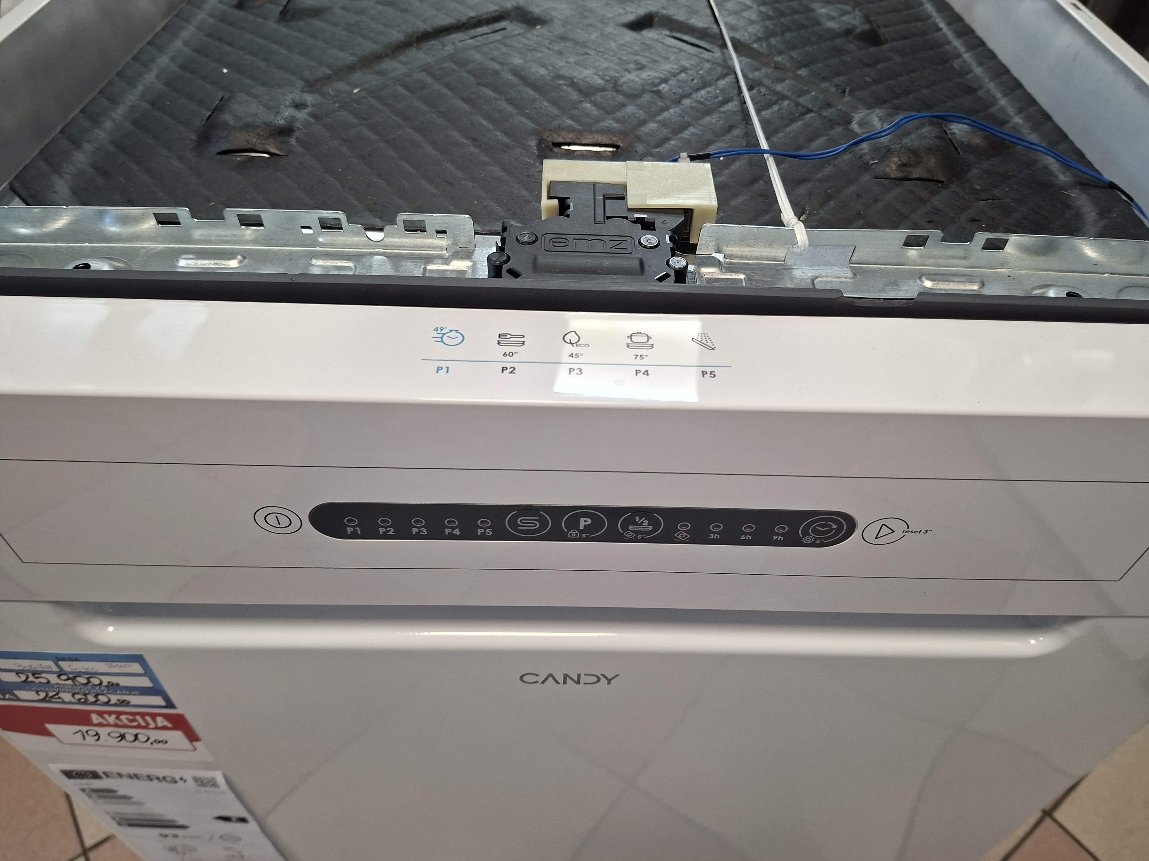 Sudo mašina Candy CF 3E7E0W ,  13 kompleta