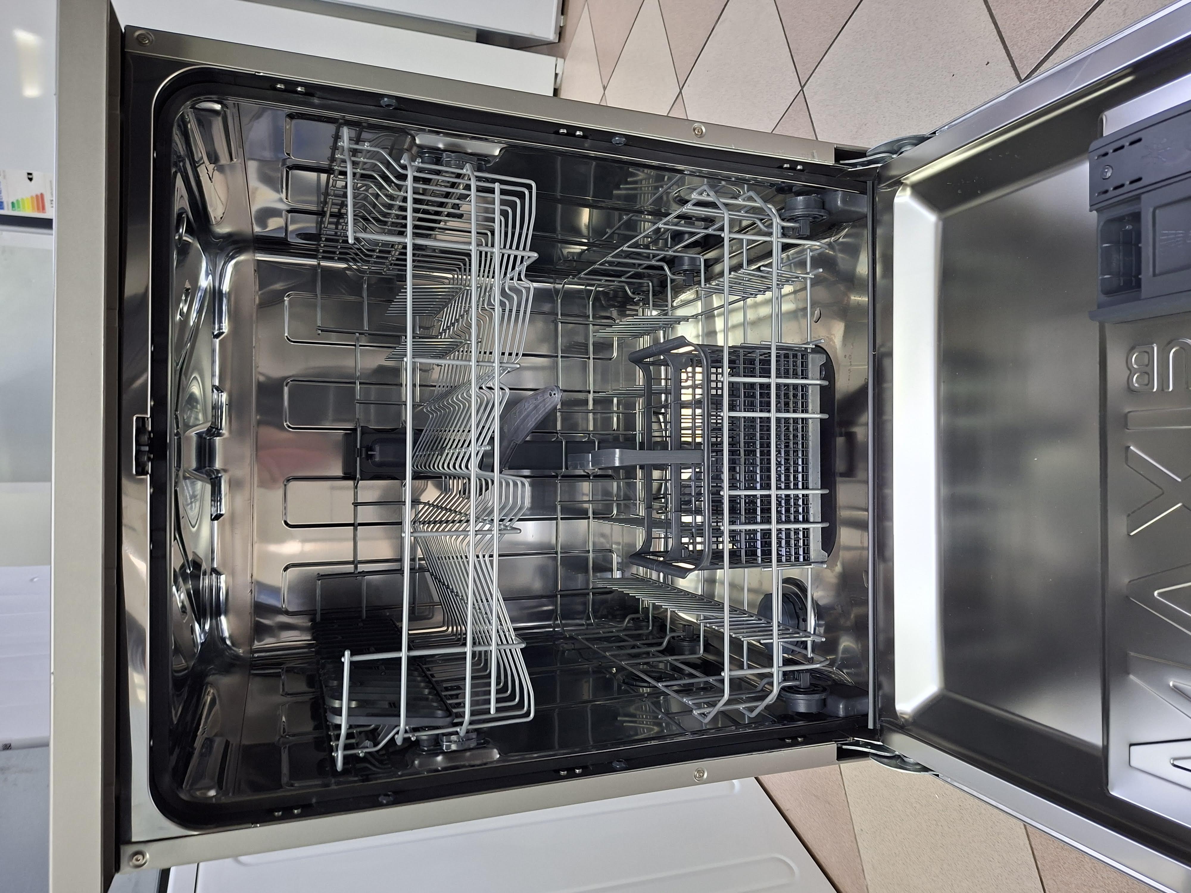 Sudo mašina Candy CF 3E7L0S, 60cm