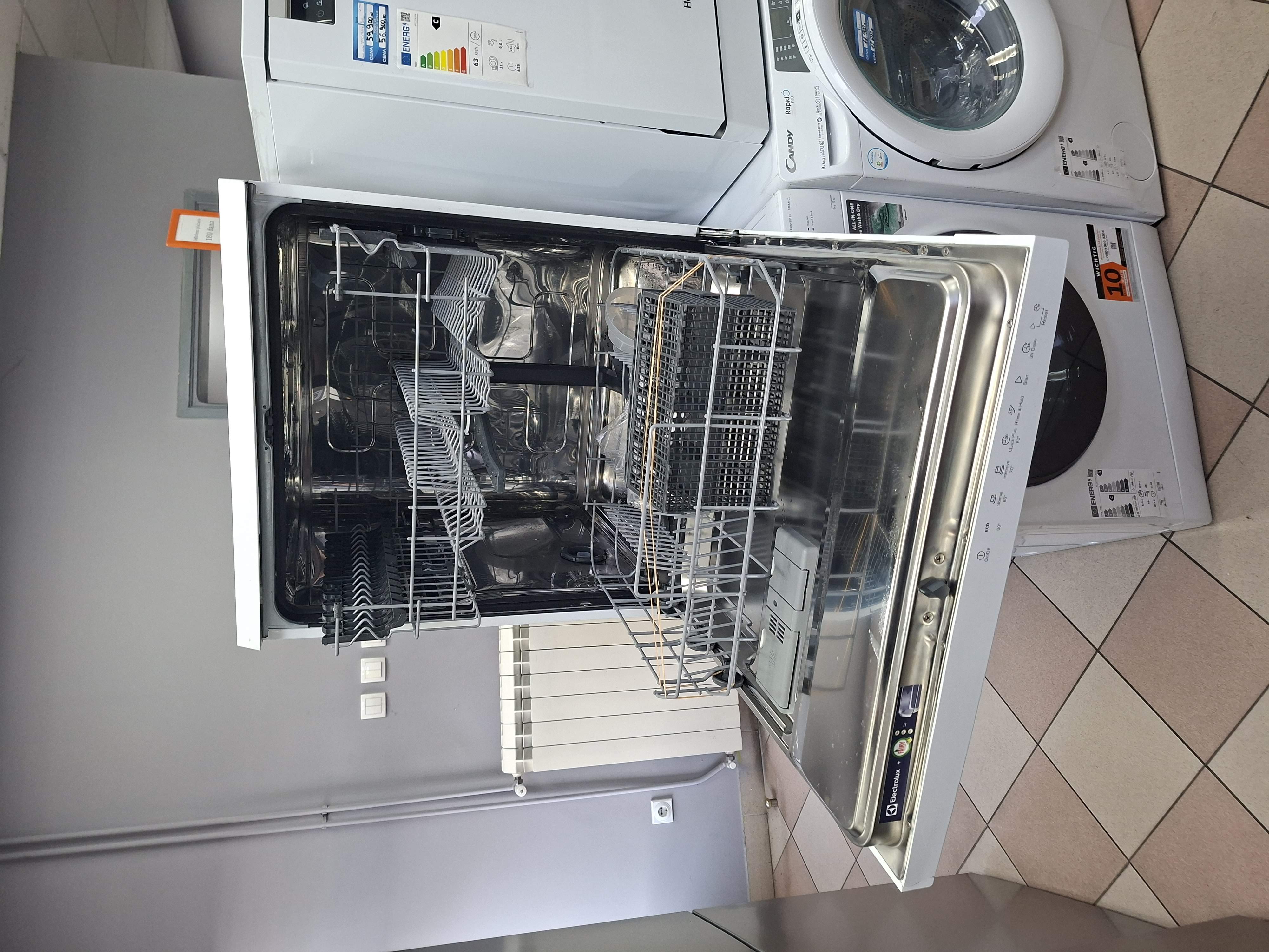 Sudo mašina Electrolux ESF5206LOW , 13 kompleta