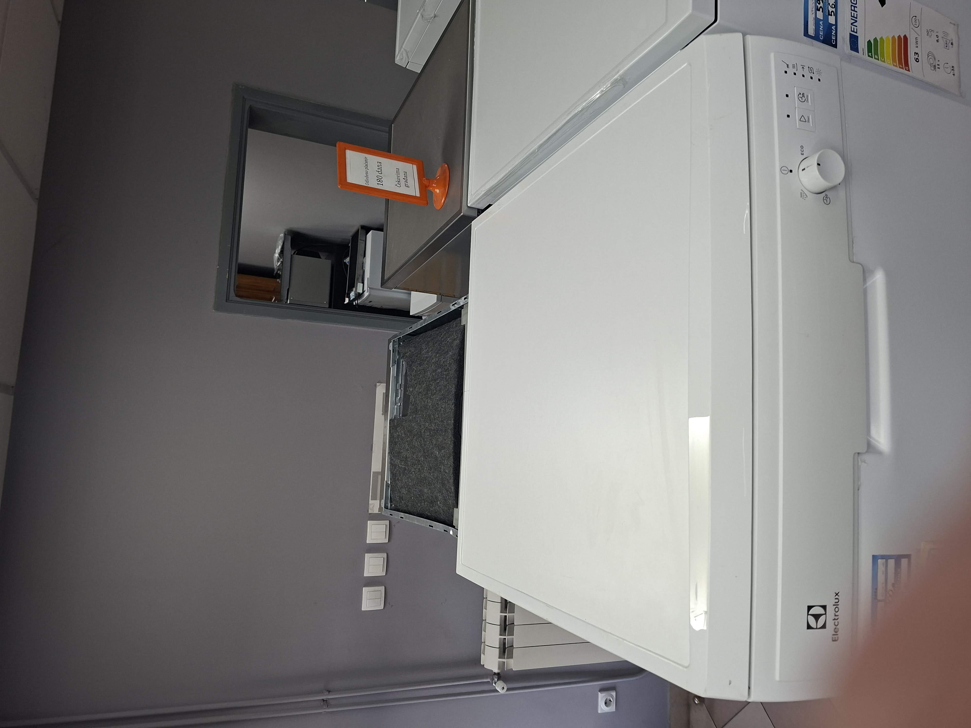 Sudo mašina Electrolux ESF5206LOW , 13 kompleta