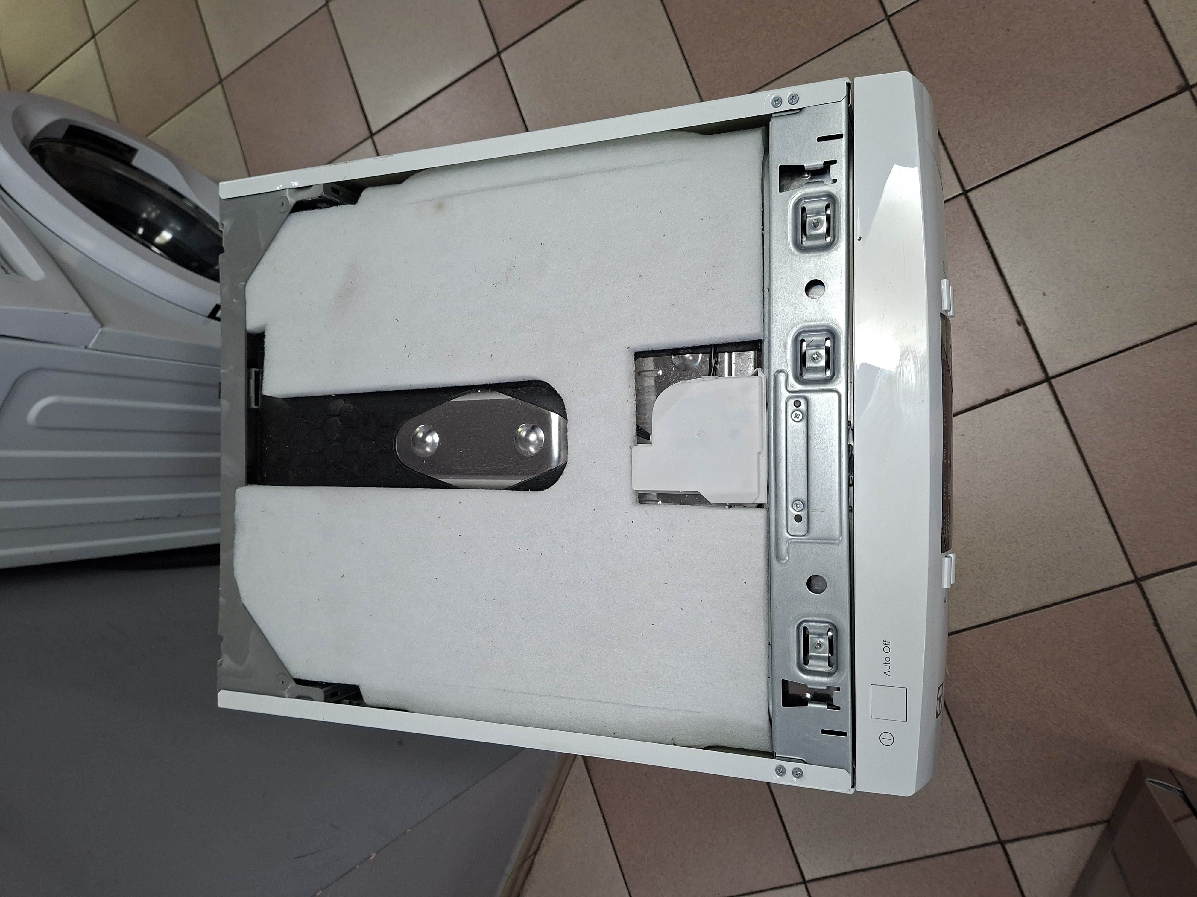 Sudo mašina Electrolux ESS42220SW