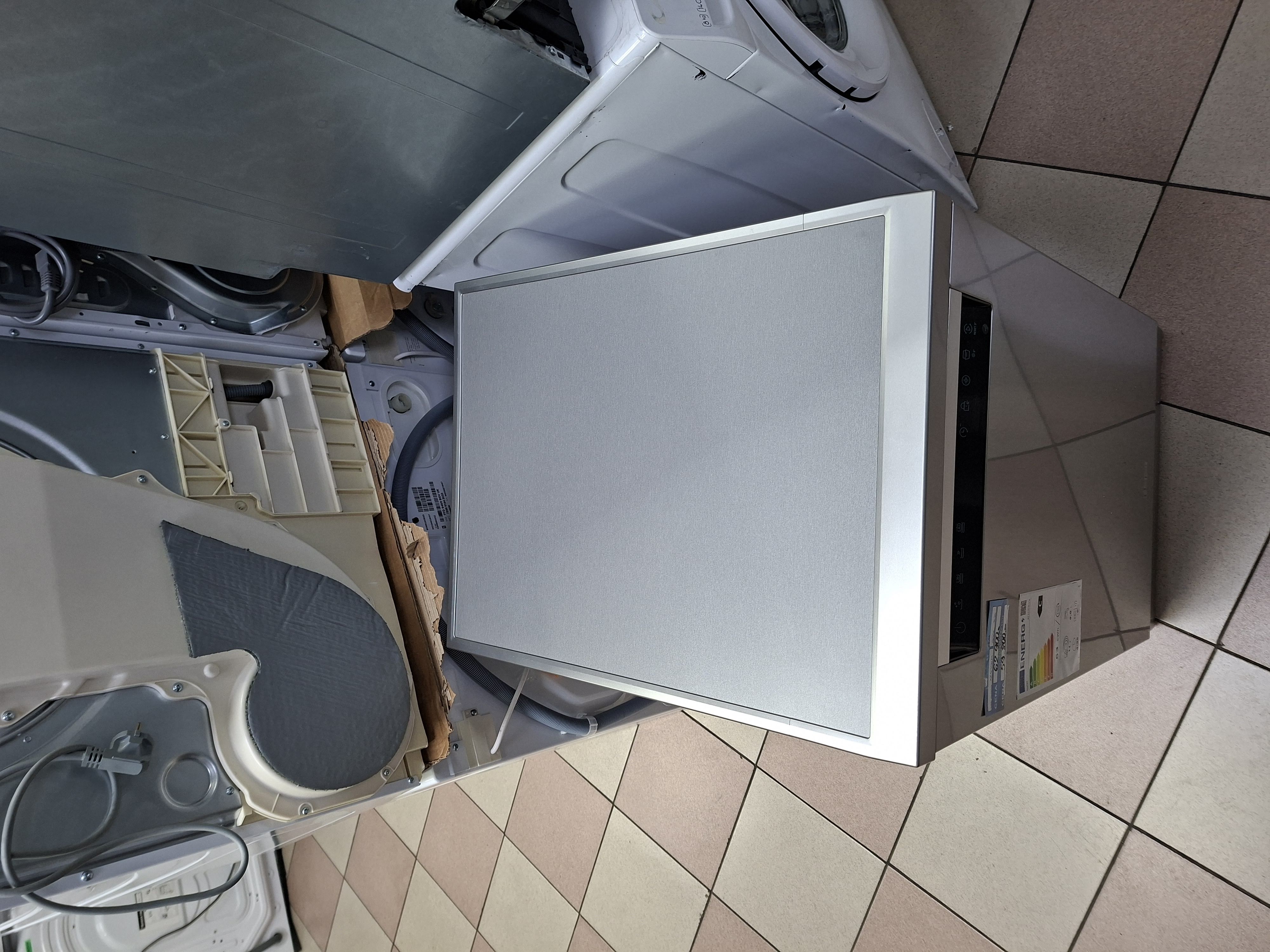 Sudo mašina Haier XF1C3TB1FX , 11 kompleta