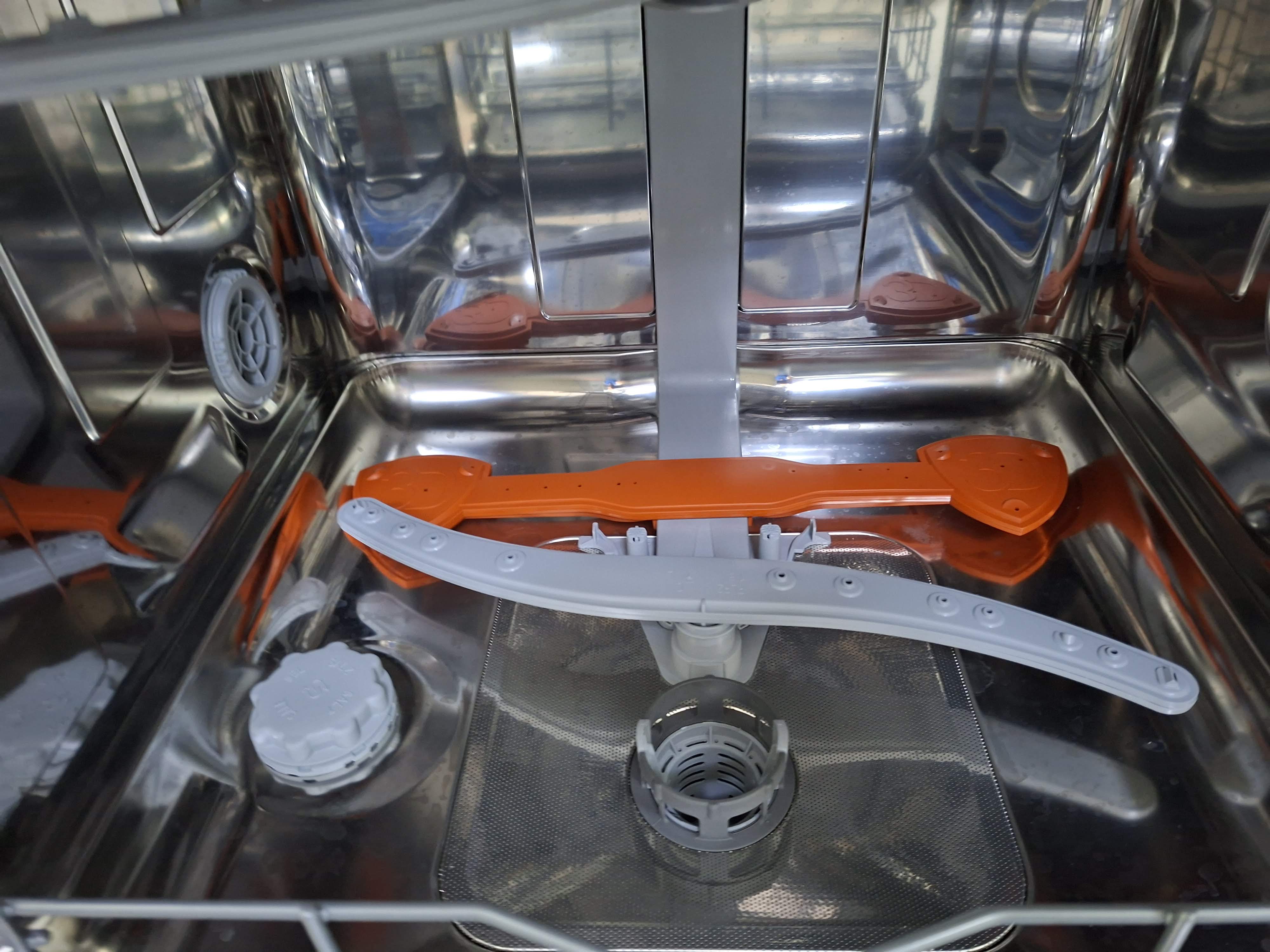 Sudo mašina Hotpoint Ariston HFC 3C41 CW X , 14kompleta