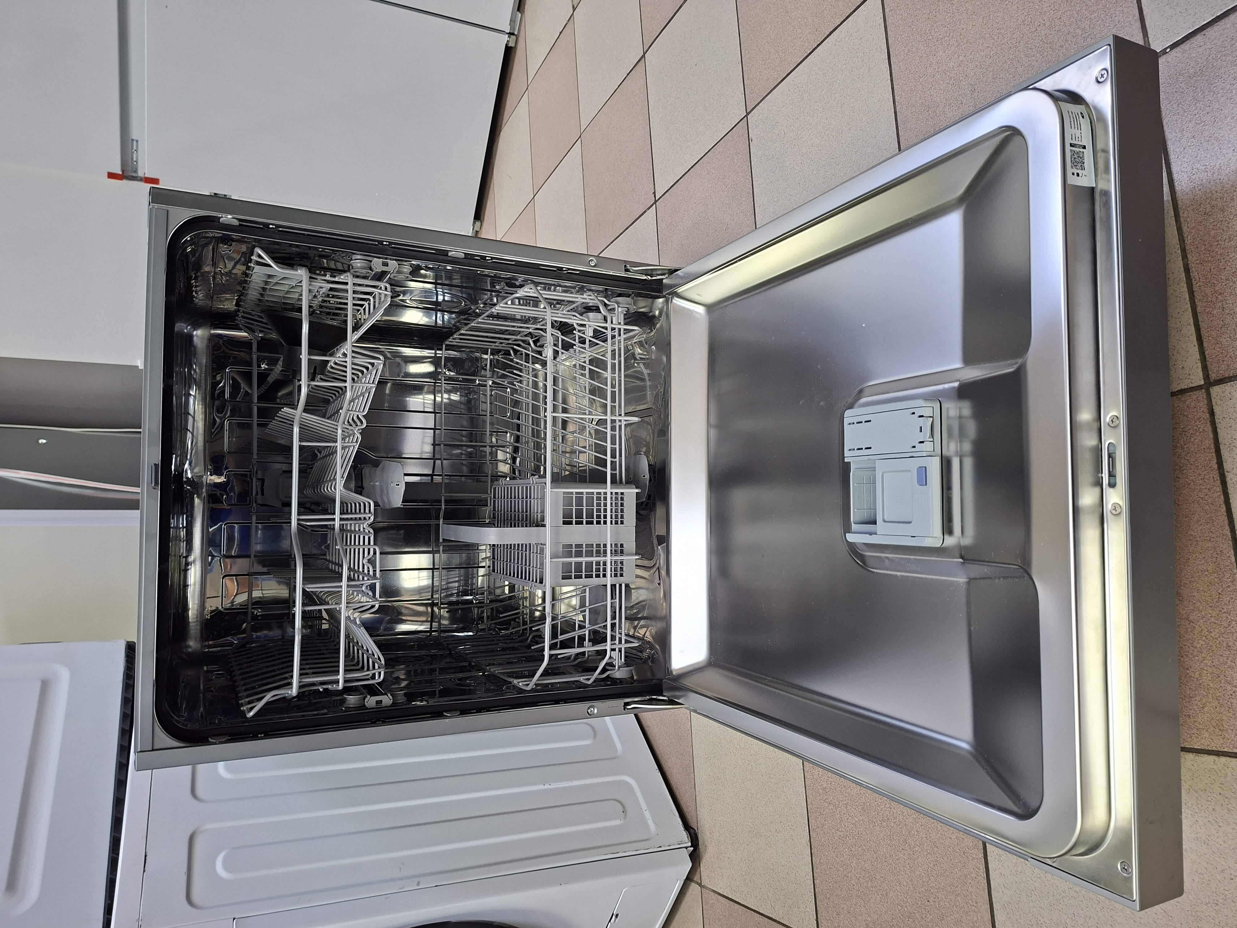 Sudo mašina Indesit IN2FE13DT9S , 13 kompleta.