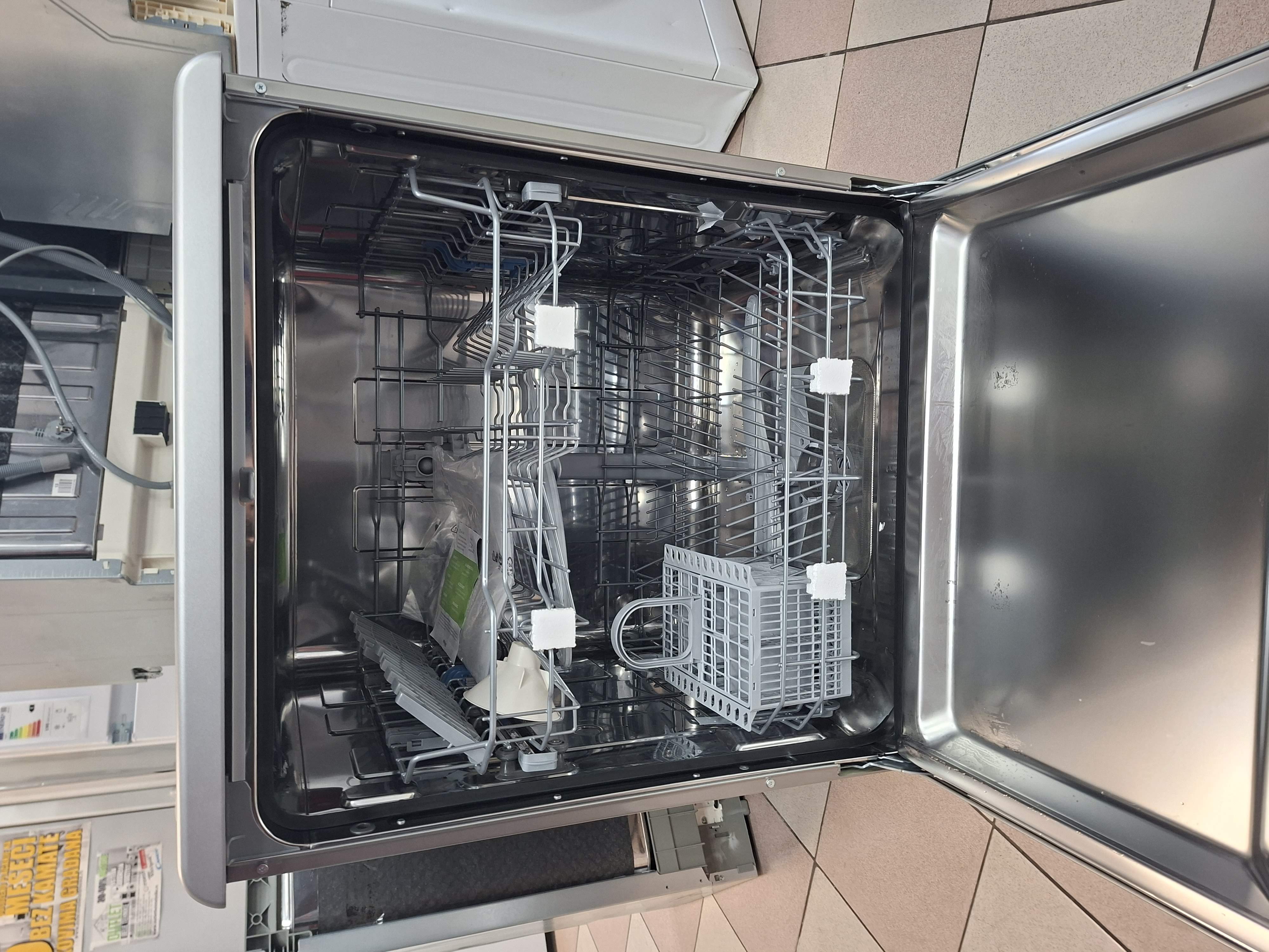 Sudo mašina Indesit IN2FE14CNP80S , 60cm