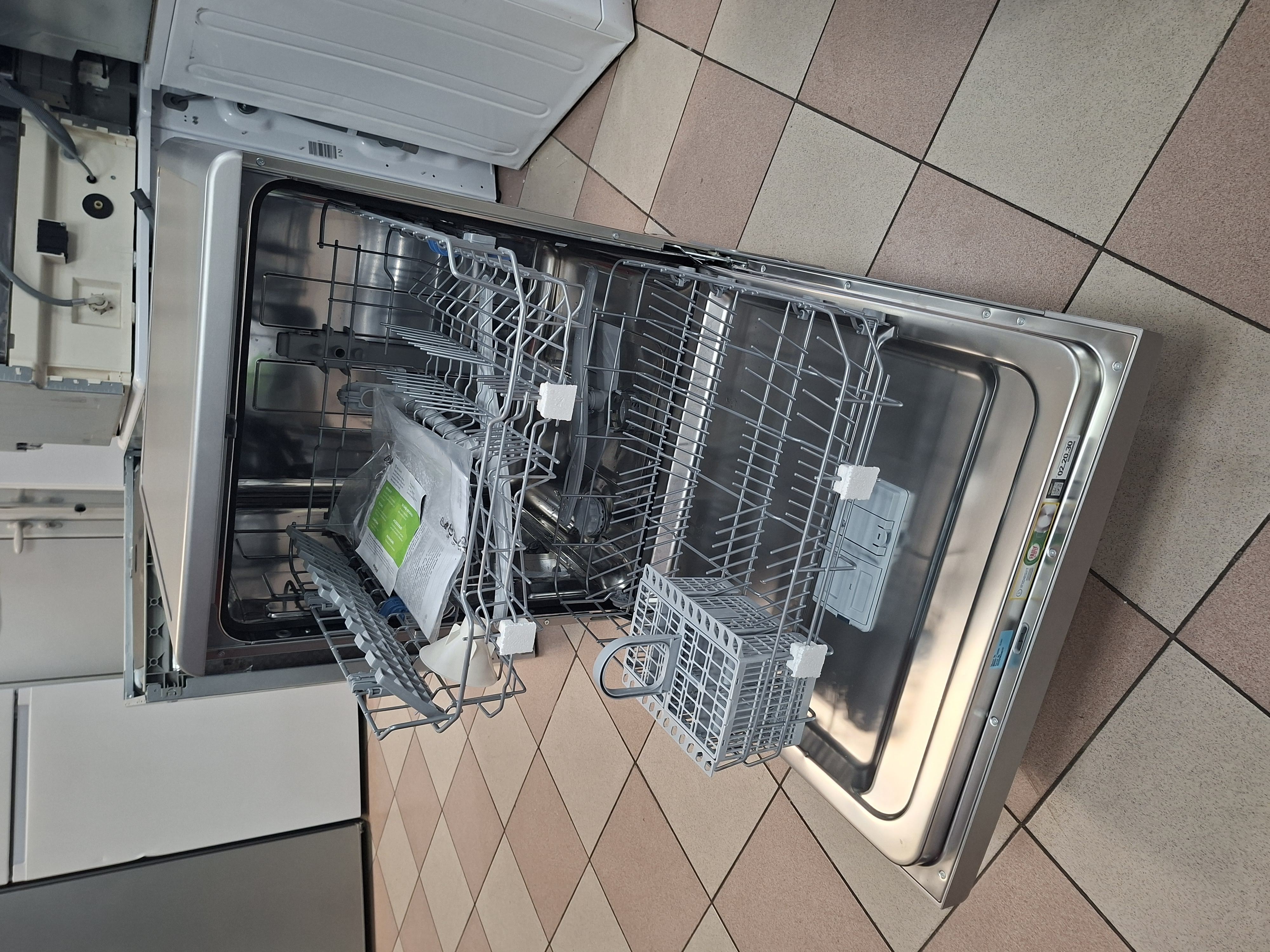 Sudo mašina Indesit IN2FE14CNP80S , 60cm