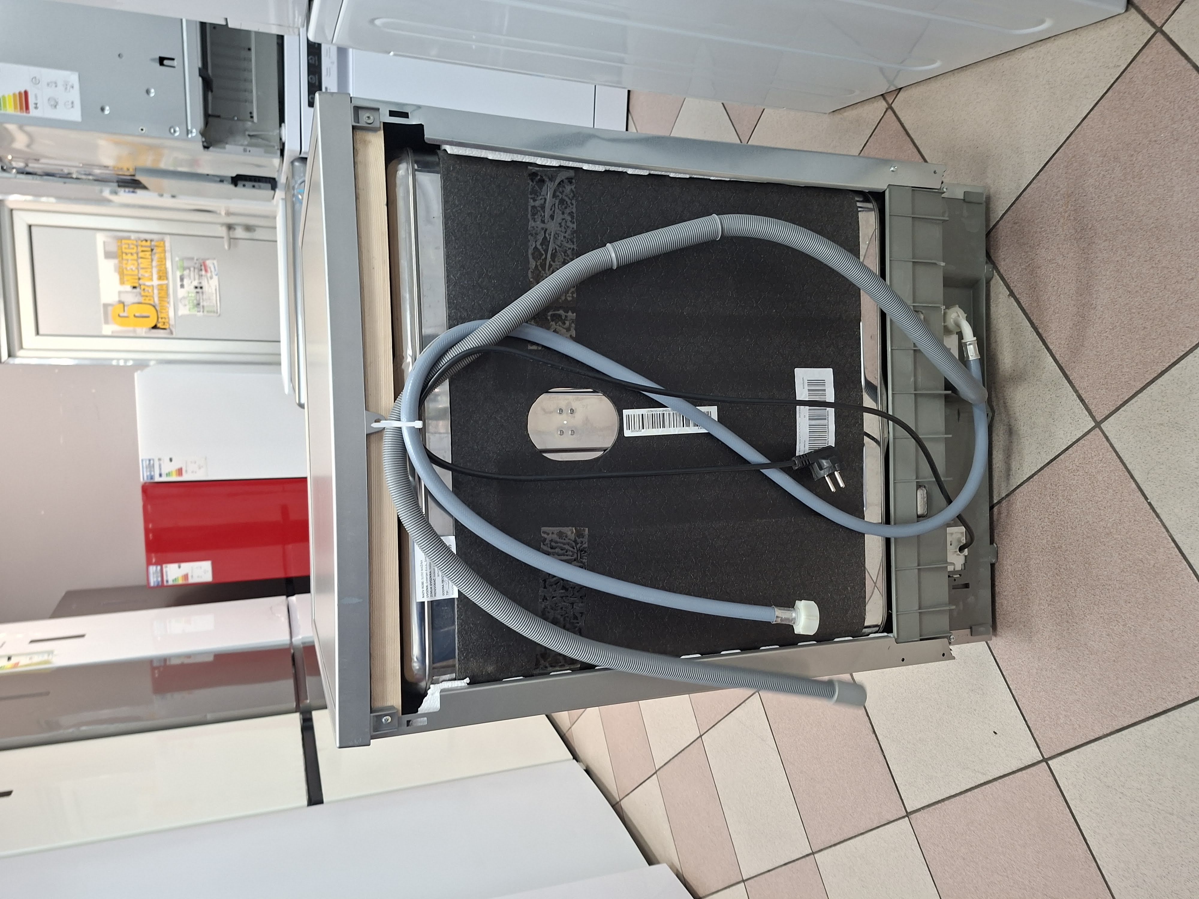 Sudo mašina Hotpoint Ariston H2F HL626 X, 14 kompleta
