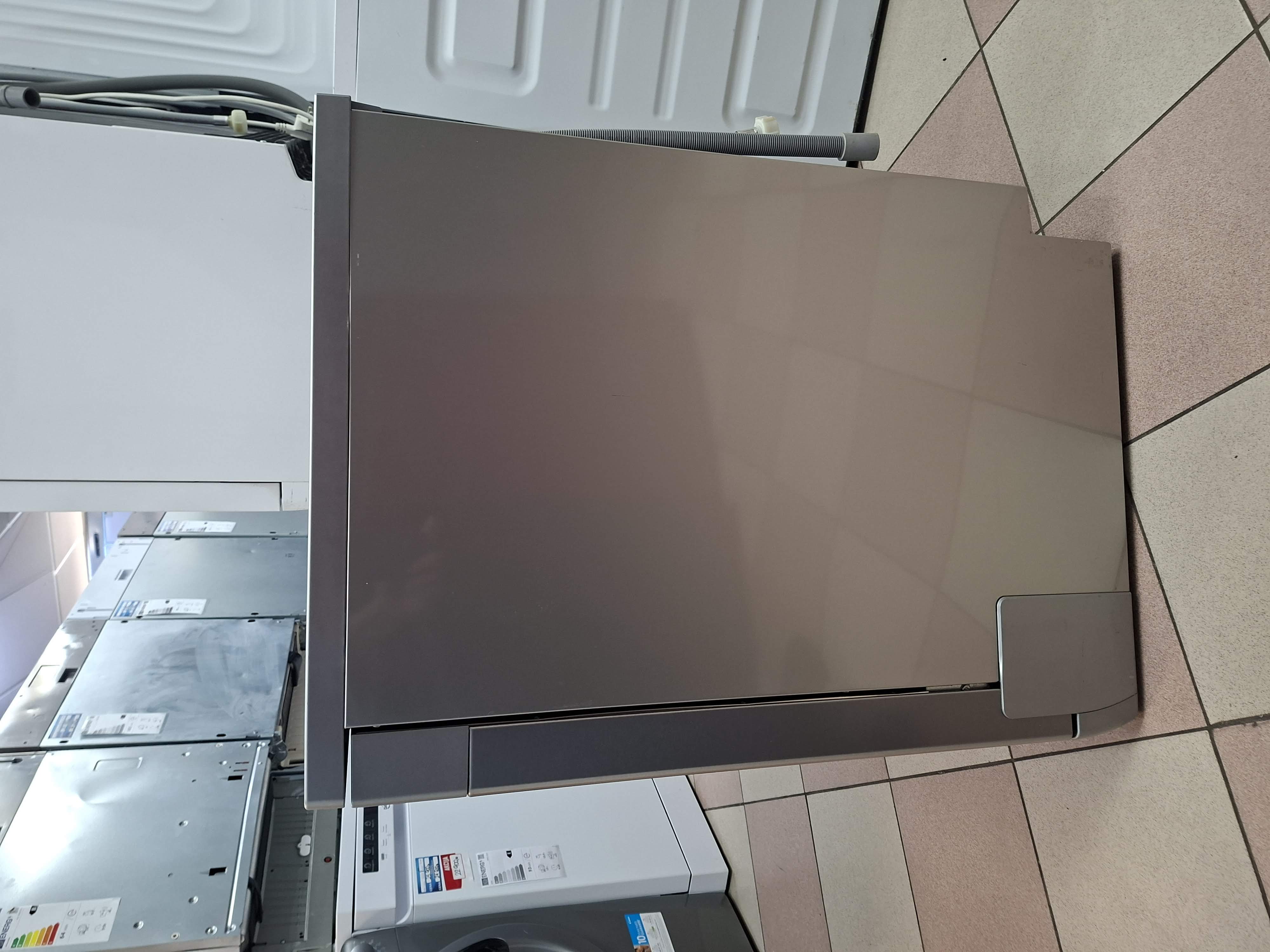 Sudo mašina Hotpoint Ariston H2F HL626 X, 14 kompleta