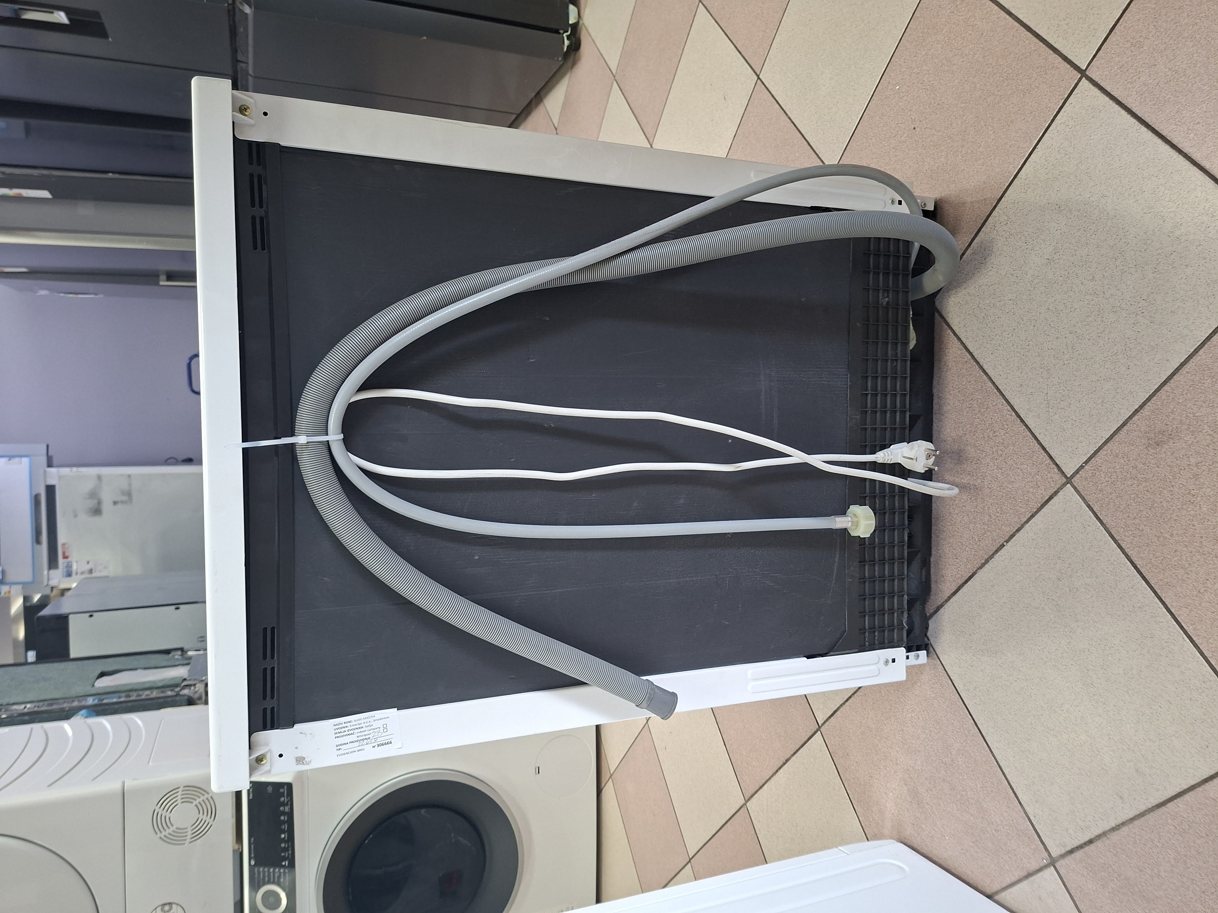 Sudo mašina Tesla WD660M , 12 kompleta.