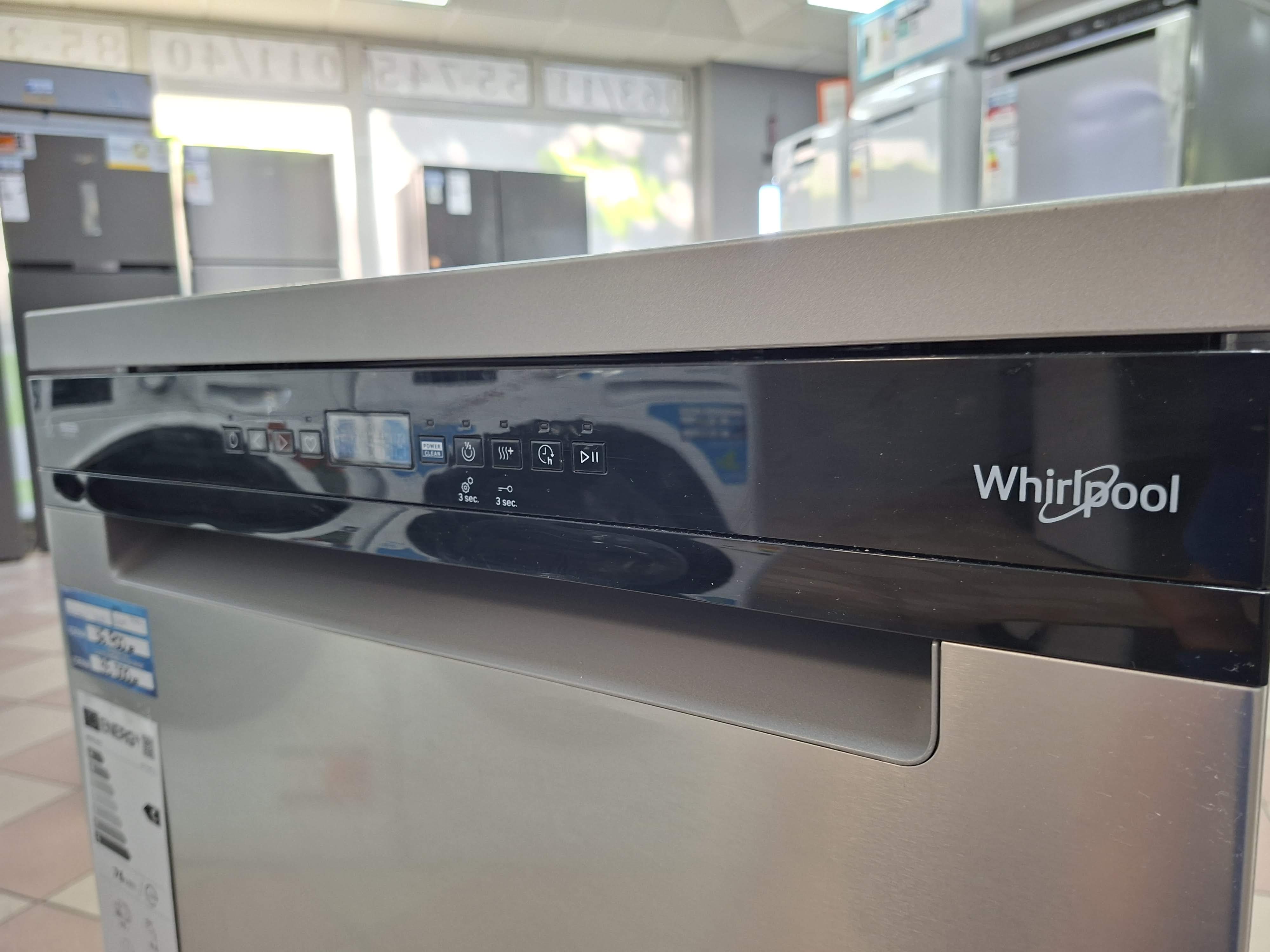Sudo mašina Whirlpool W7F HP43 X, 15 kompleta