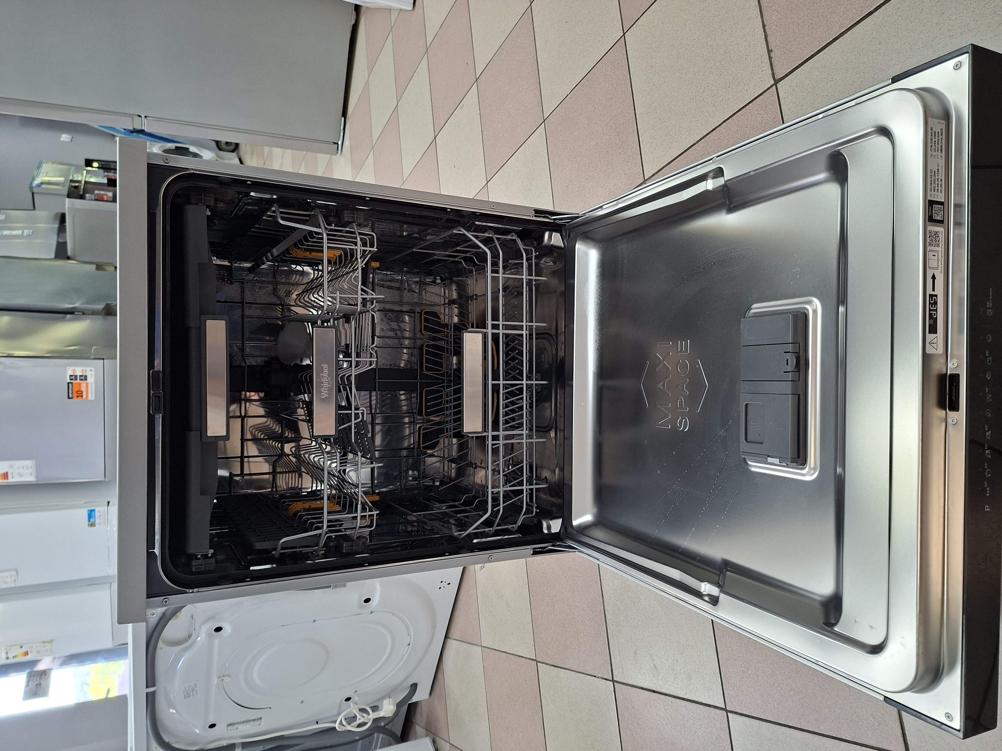 Sudo mašina Whirlpool W7F HP43 X, 15 kompleta