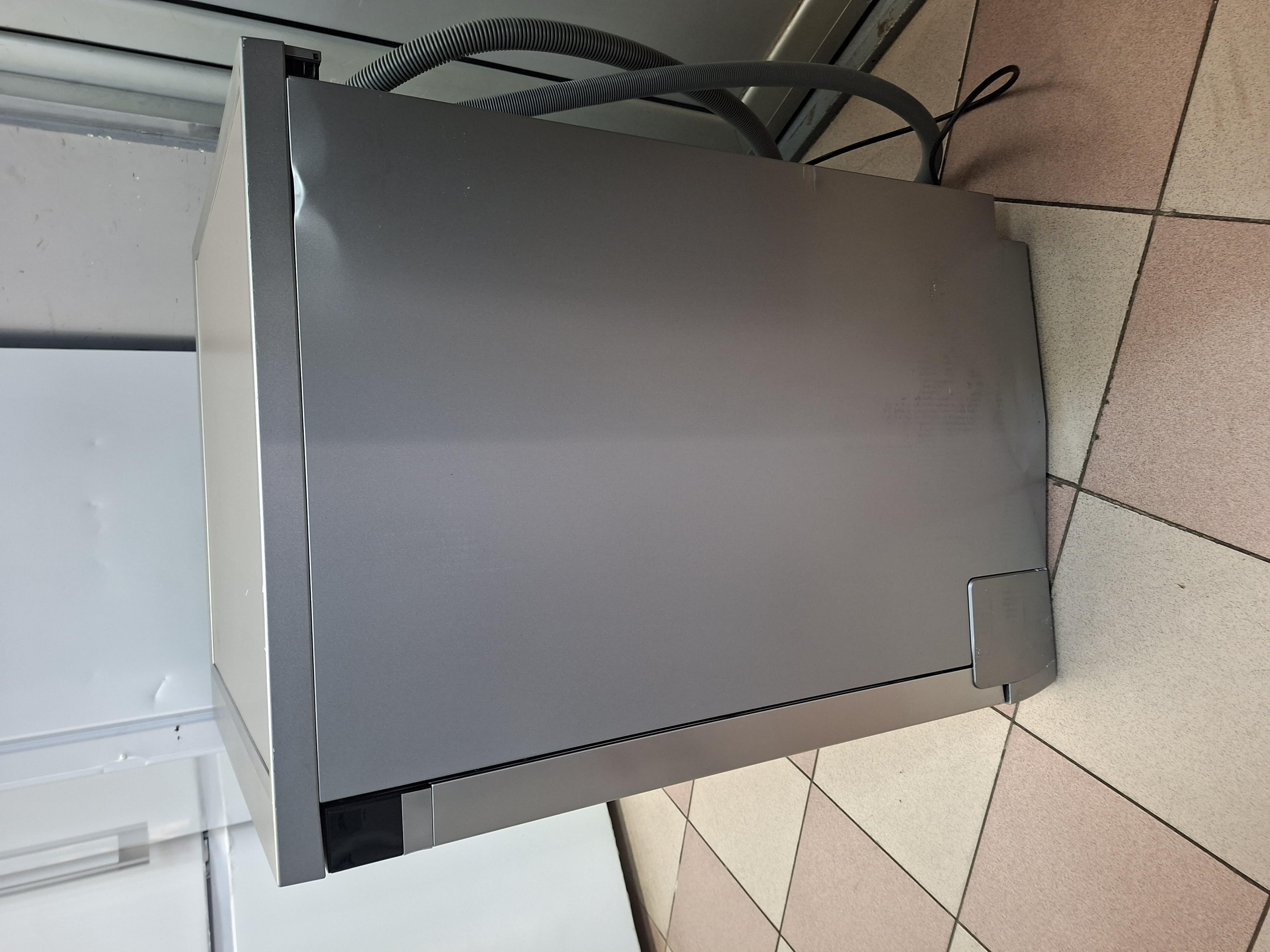 Sudo mašina Whirlpool W7F HS51 X , 15 kompleta