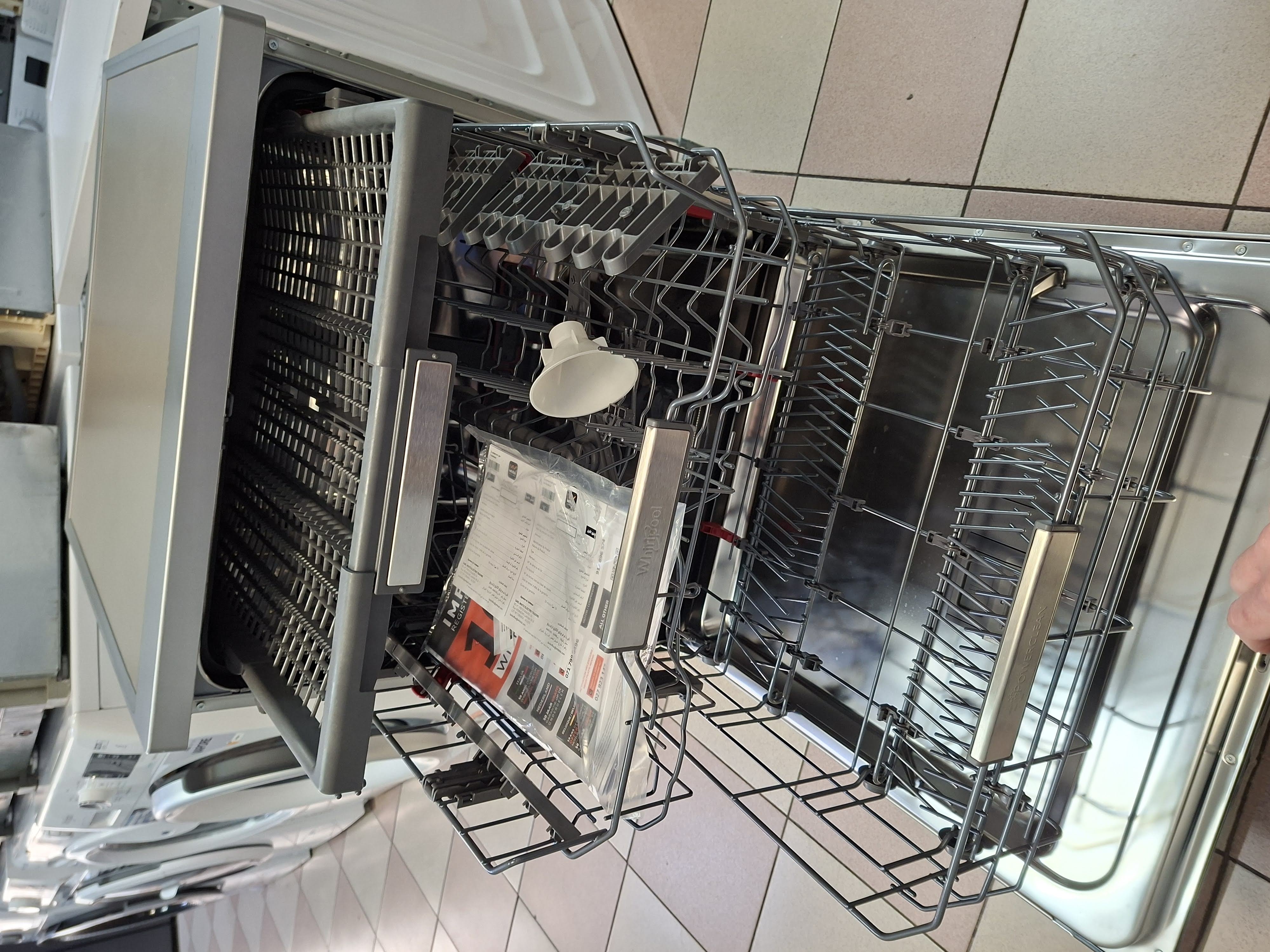Sudo mašina Whirlpool WFO 3O41 PL X,  14kompleta