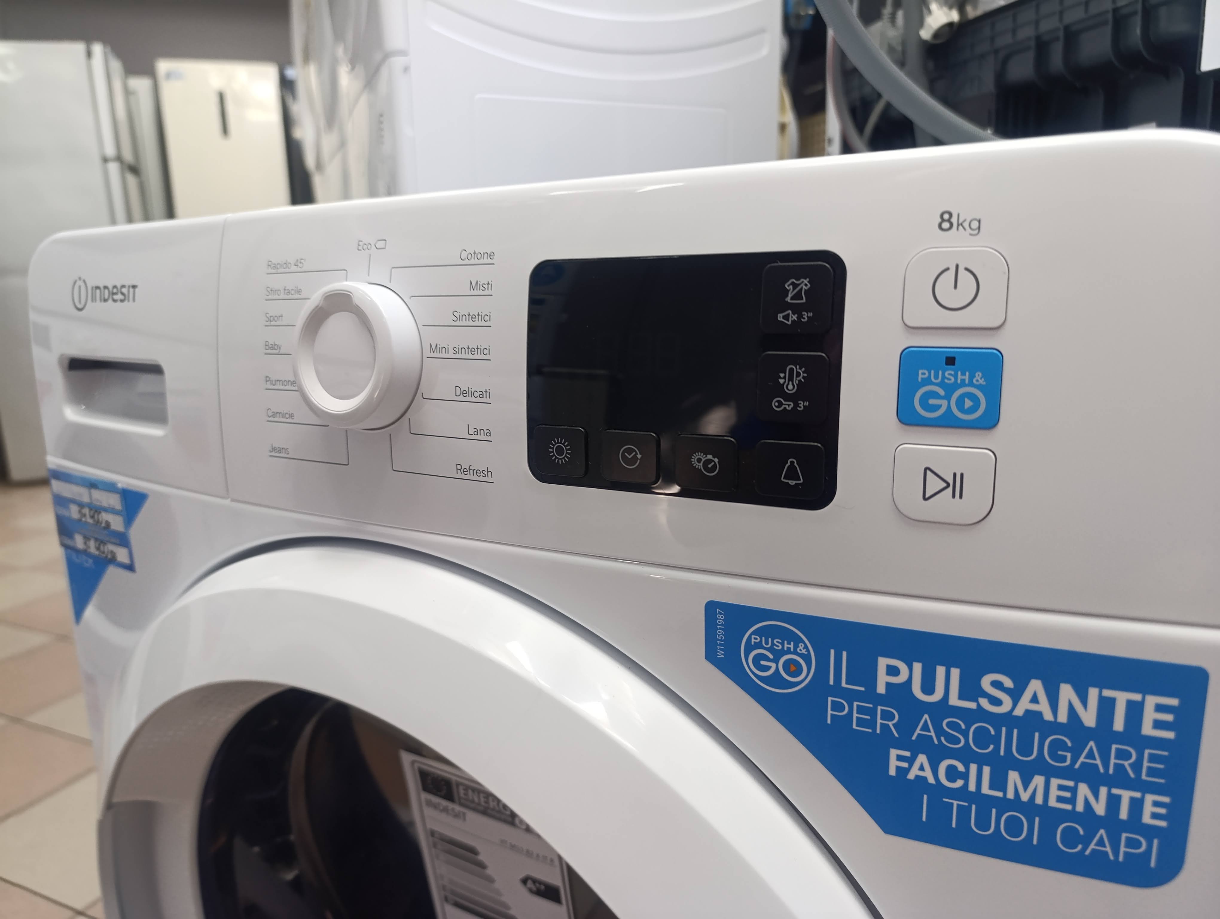 Sušara Indesit YT M11 82 X IT R, 8kg
