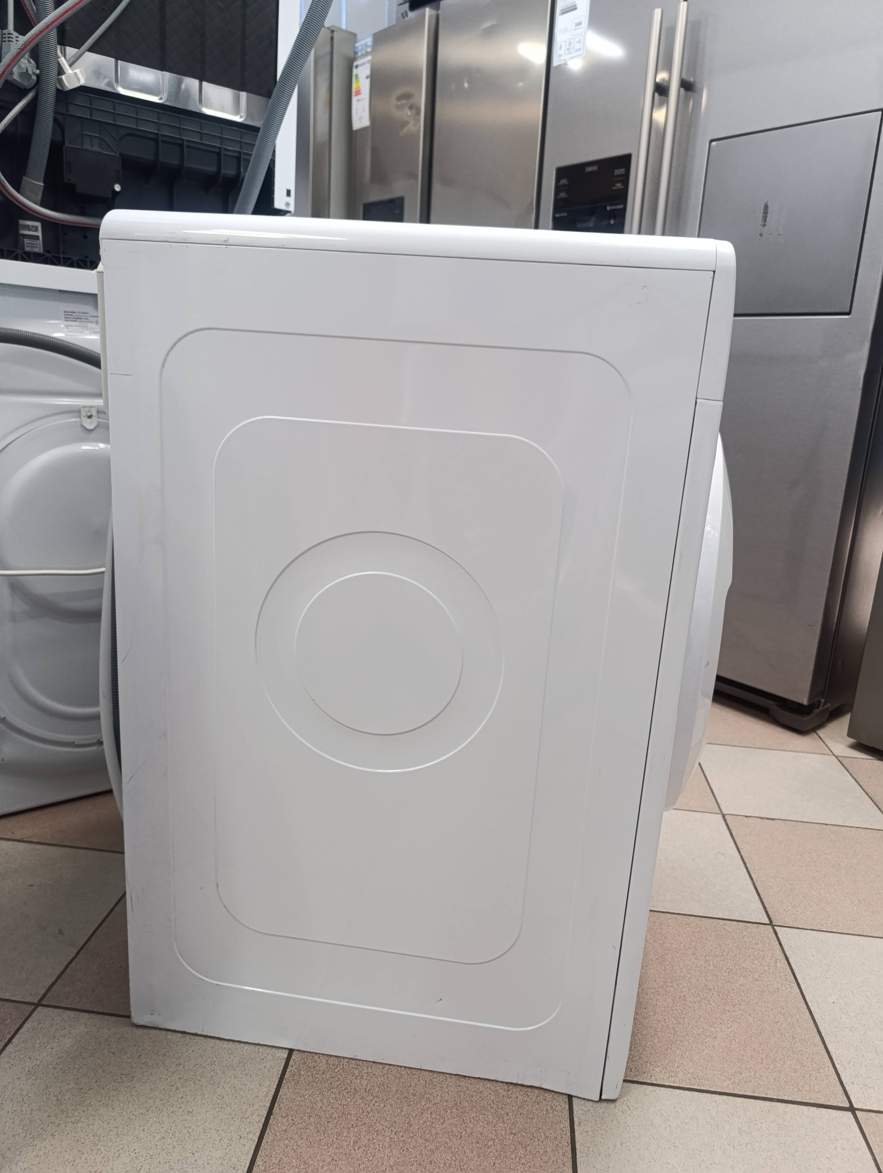 Sušara Indesit YT M11 82 X IT R, 8kg