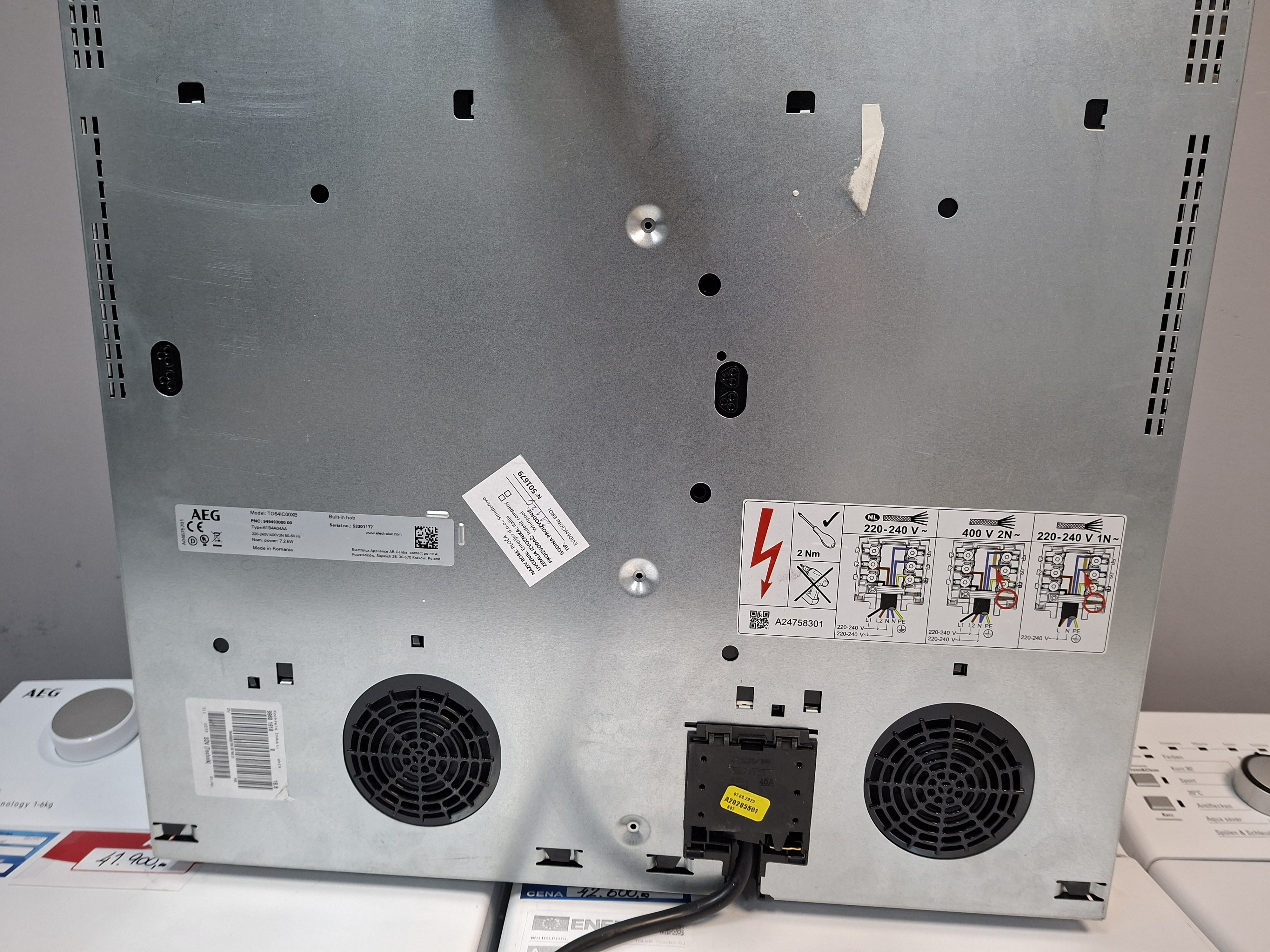 Ugradna Indukciona Ploča AEG TO64IC00XB