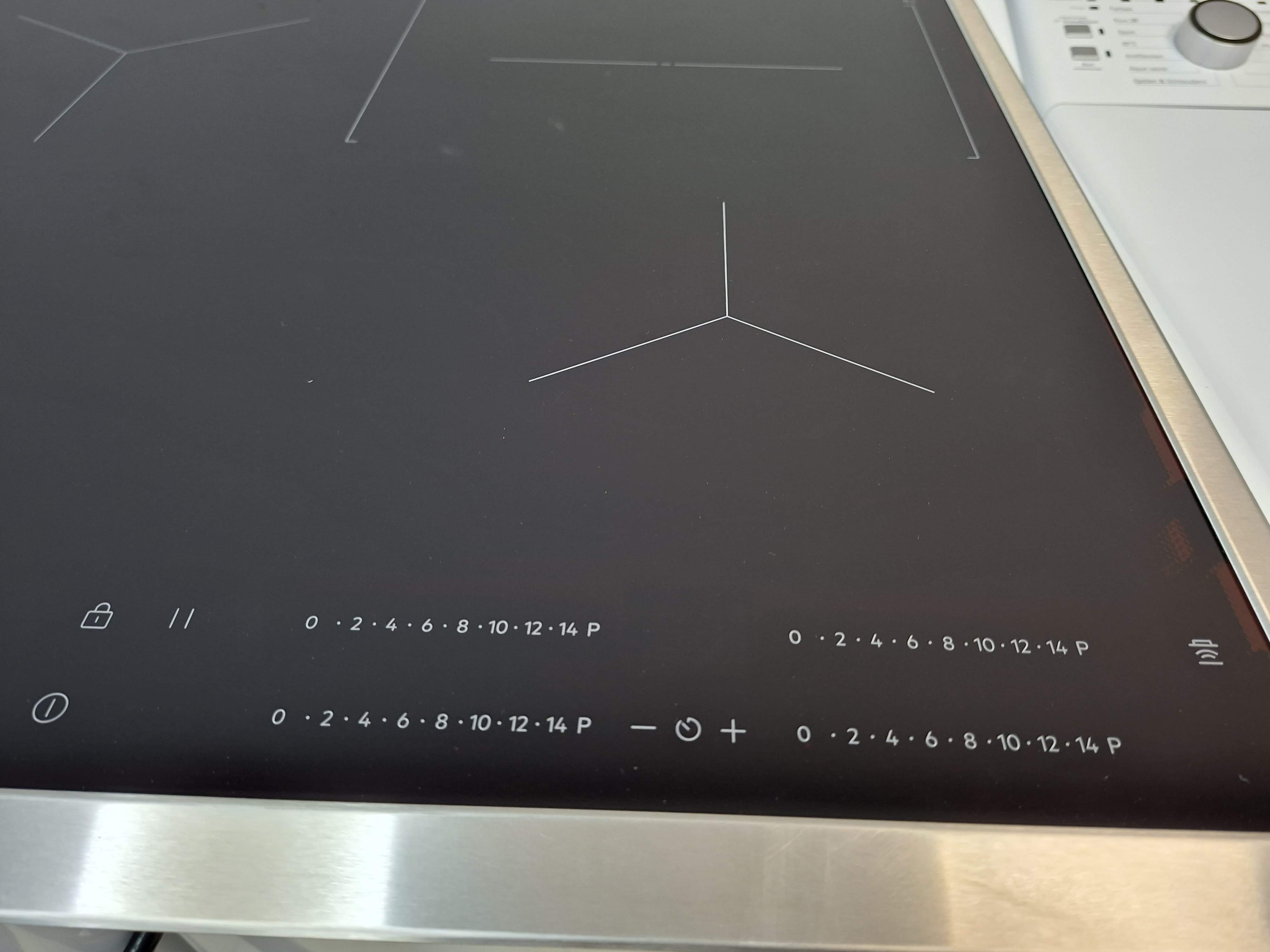 Ugradna Indukciona Ploča AEG TO64IC00XB