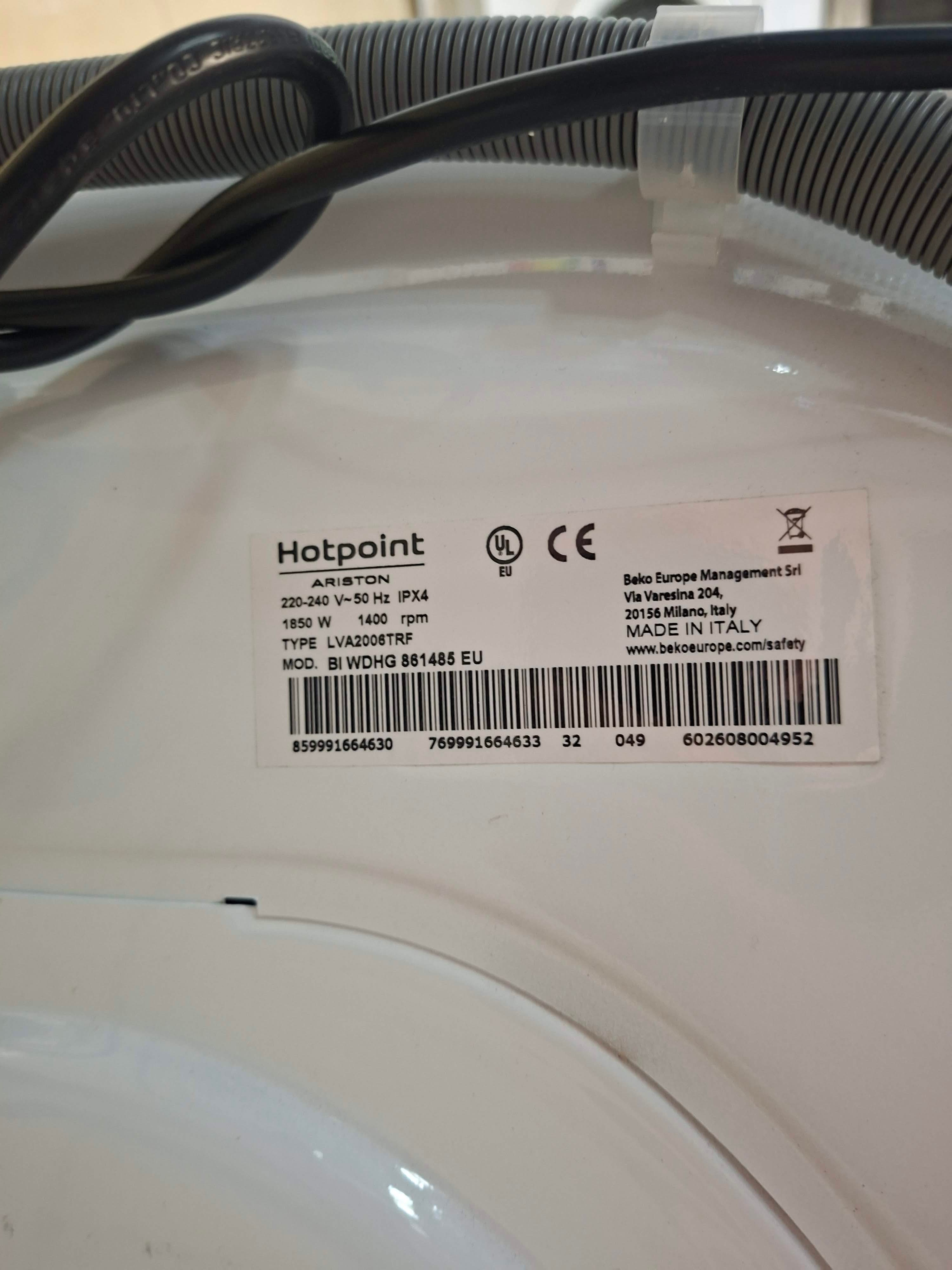Ugradna mašina za pranje i sušenje Hotpoint  Ariston BI WDHG 861485 EU , 8+6 kg.