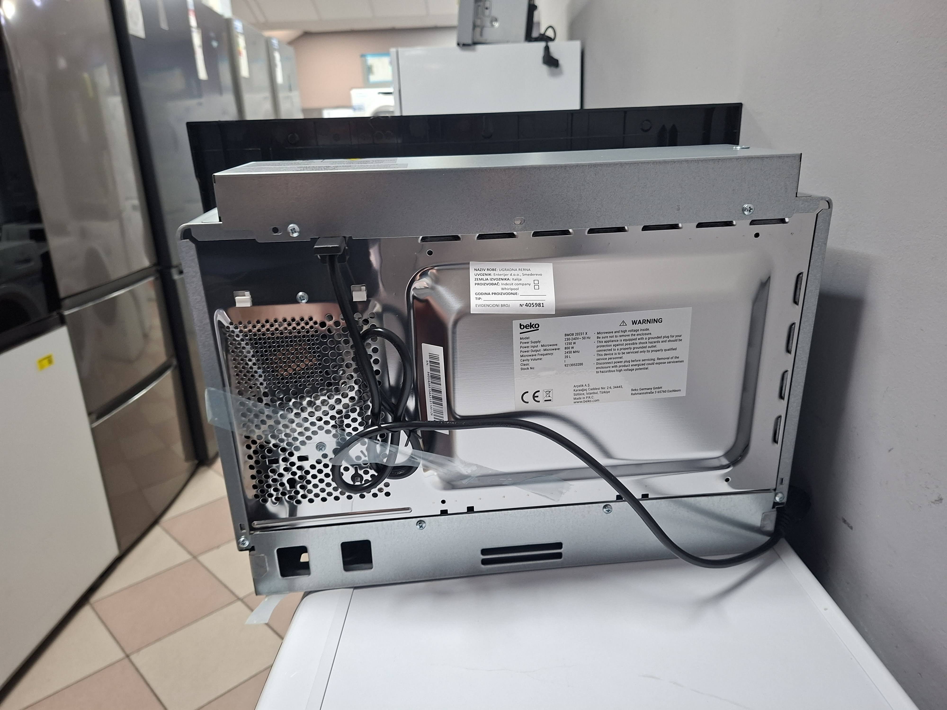 Ugradna Mikrotalasna Beko BMOB 20231 X , 20L