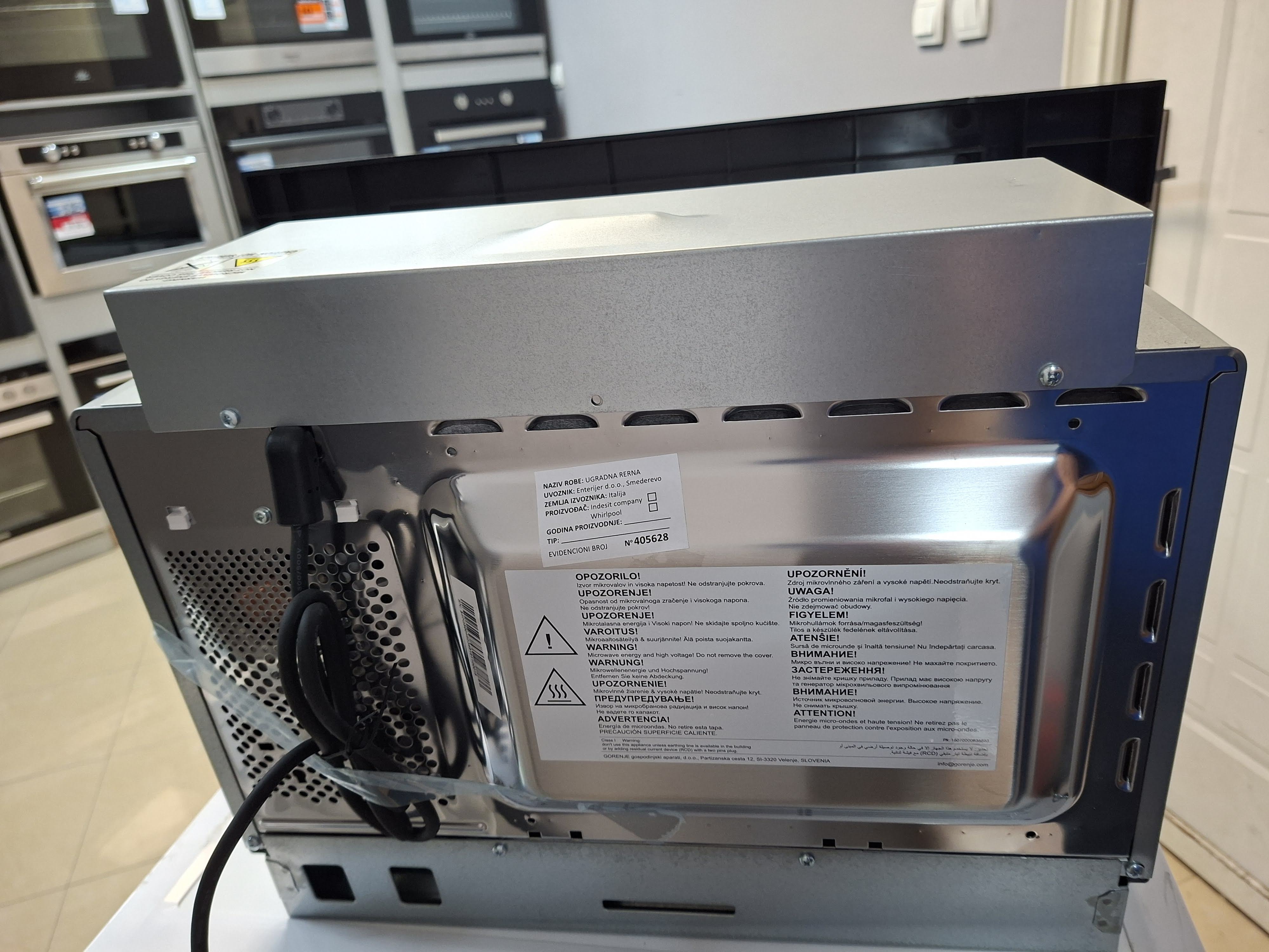 Ugradna mikrotalasna Gorenje  BM 201 AG1BG