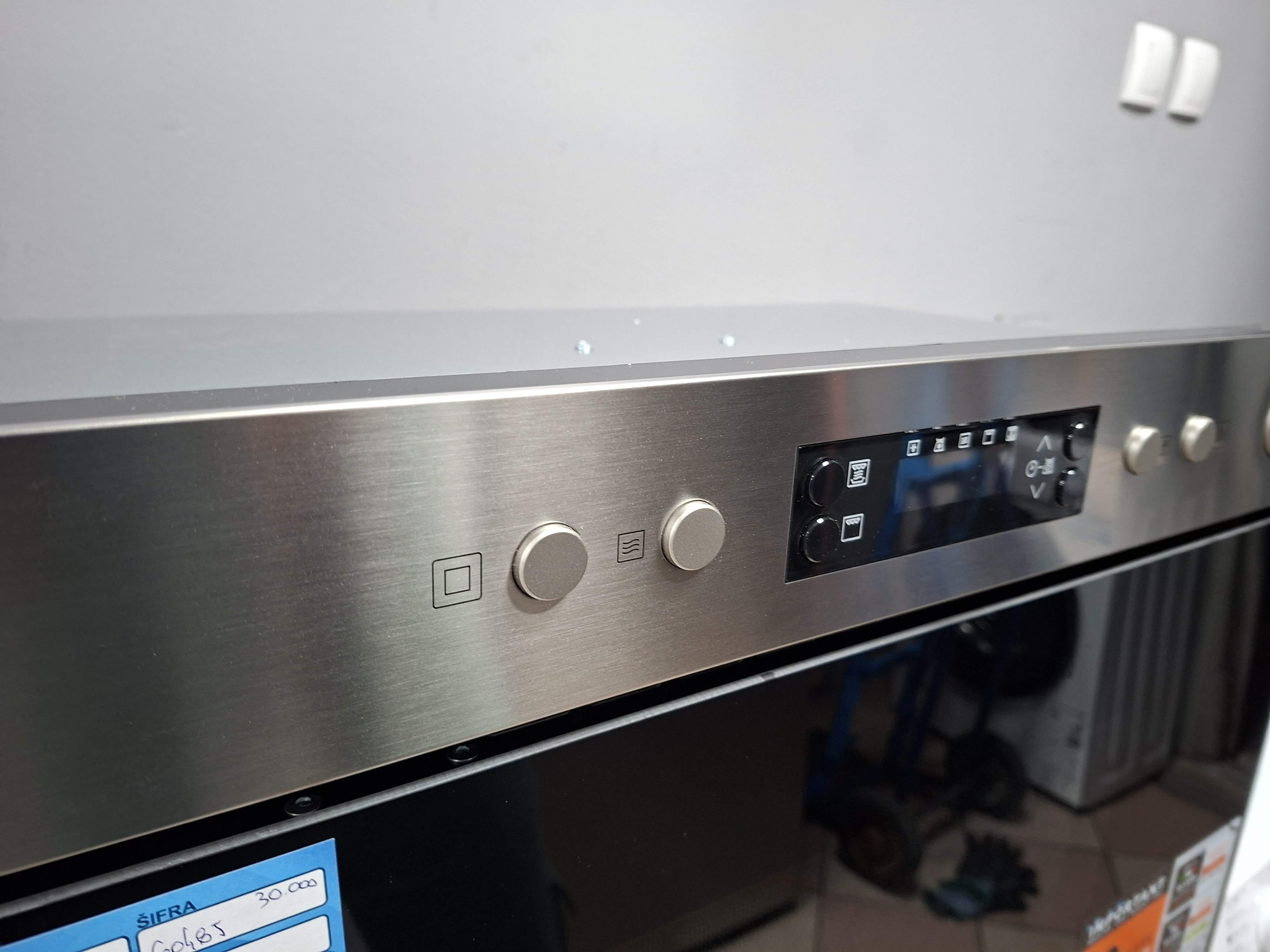 Ugradna mikrotalasna Hotpoint Ariston HAM K12C , 22l.