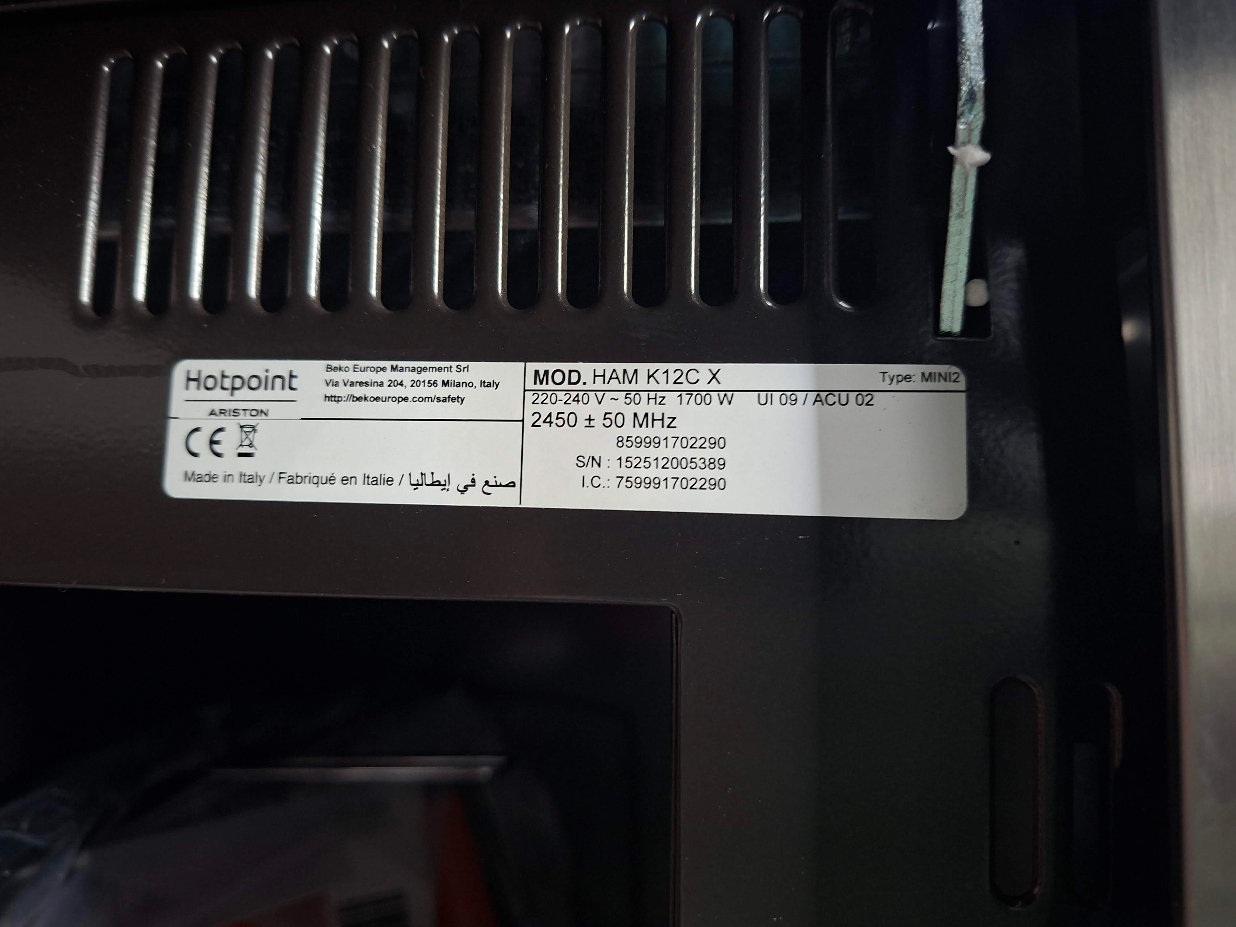 Ugradna mikrotalasna Hotpoint Ariston HAM K12C X , 22l.