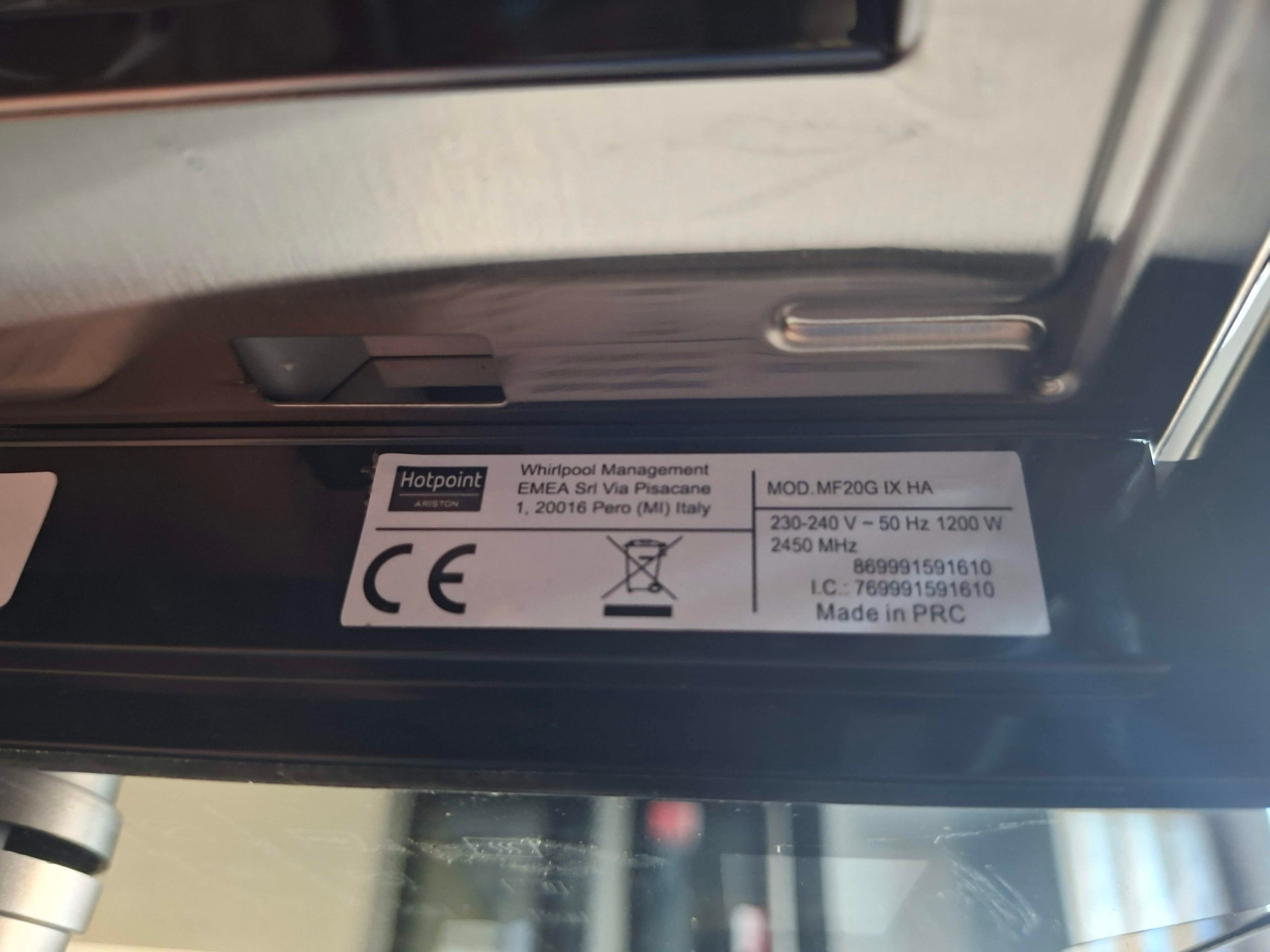 Ugradna mikrotalasna Hotpoint Ariston MF20G IX HA, 20 l