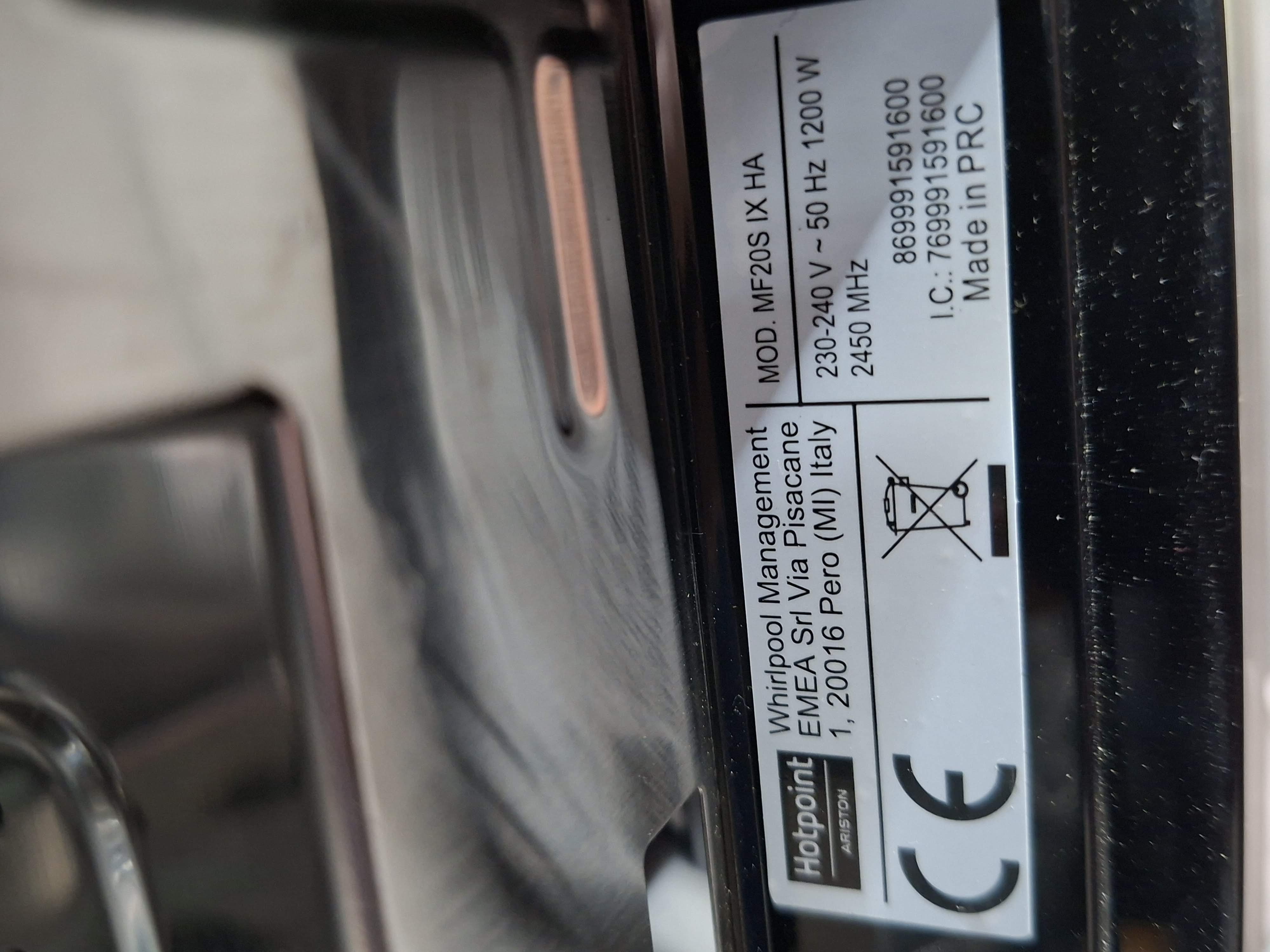 Ugradna mikrotalasna Hotpoint Ariston MF20S IX HA, 20 l
