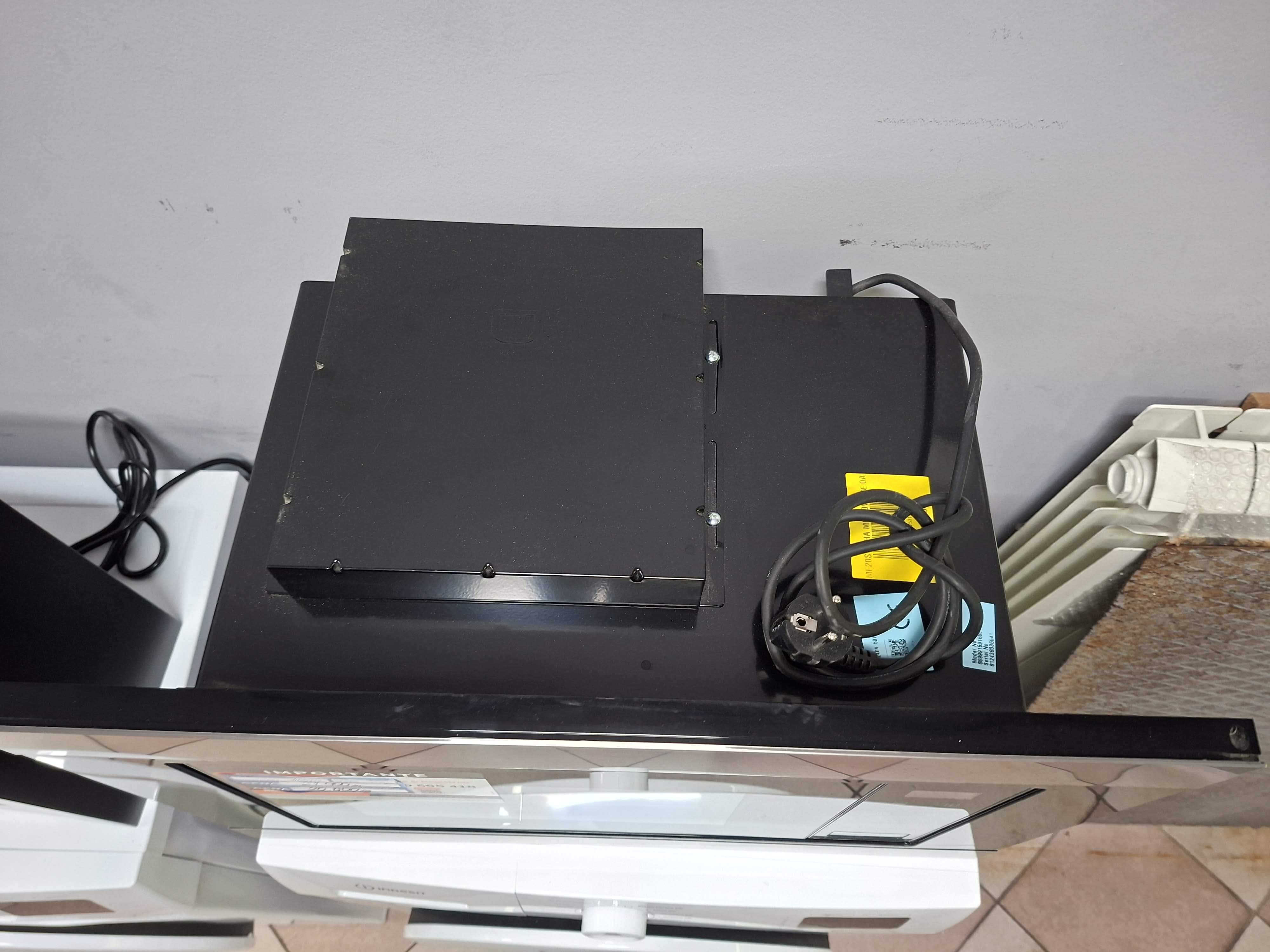 Ugradna mikrotalasna Hotpoint Ariston MF20S IX HA, 20 l