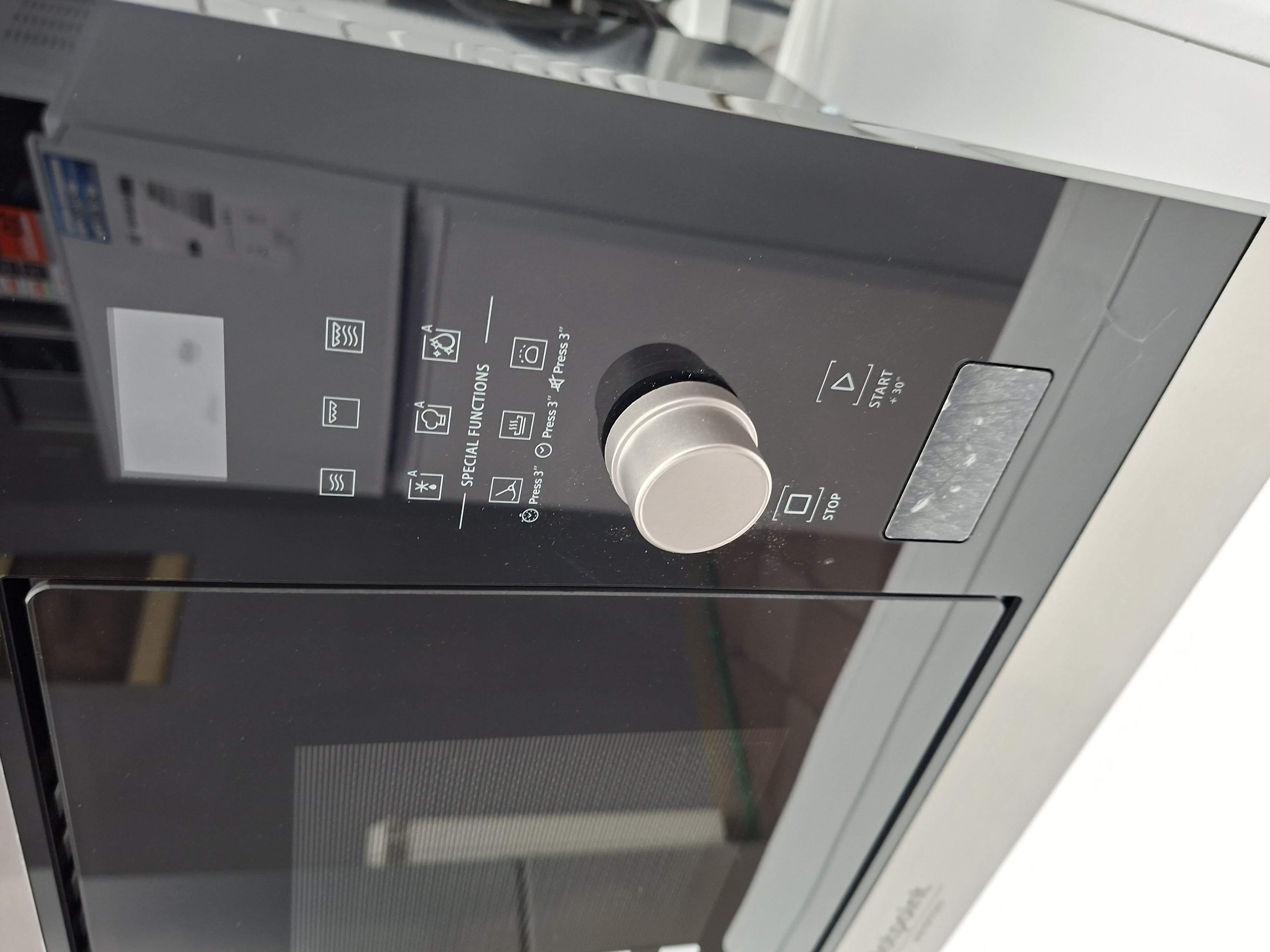 Ugradna mikrotalasna Hotpoint Ariston MF25G IX HA, 20 l