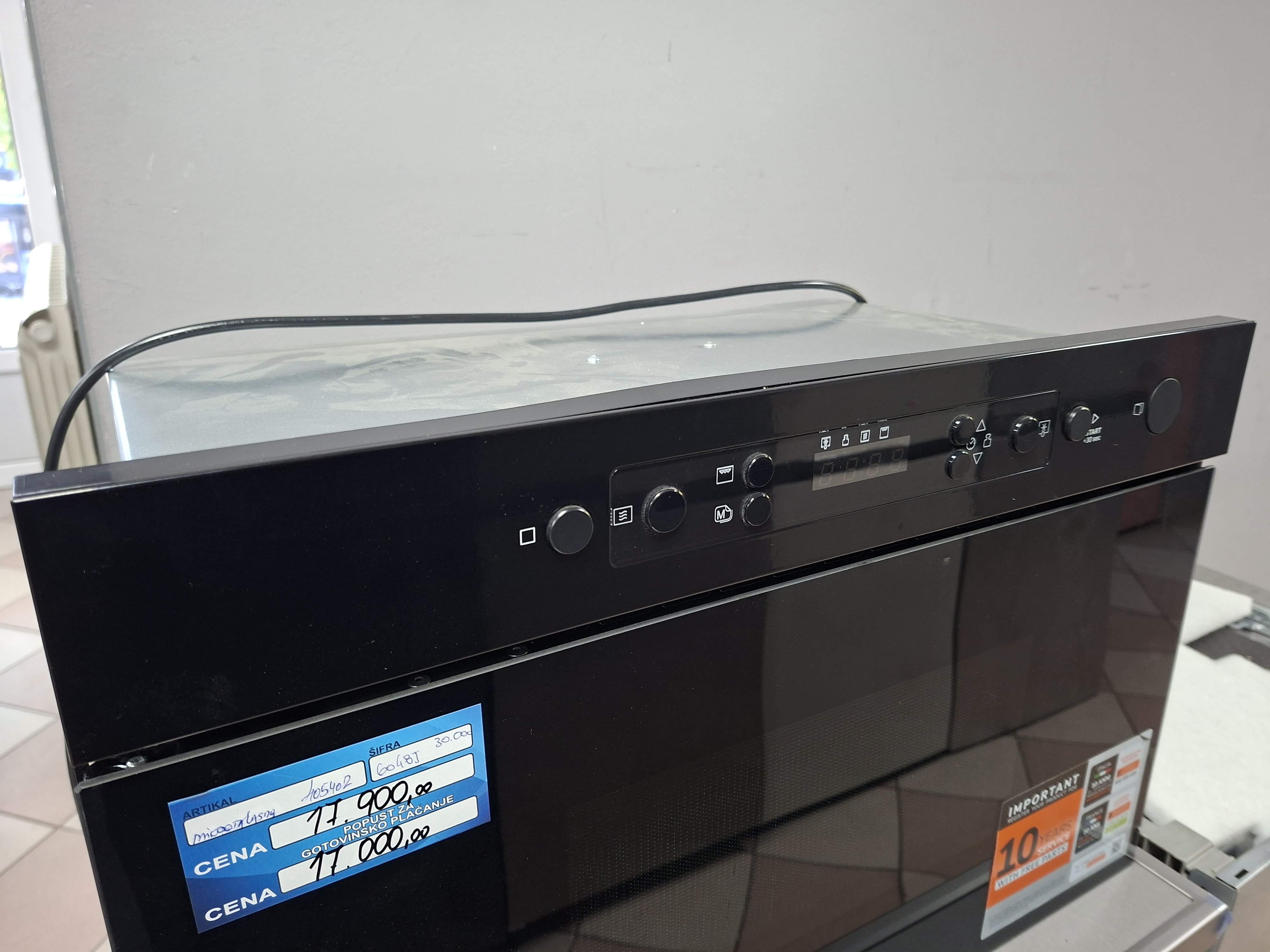 Ugradna Mikrotalasna Whirlpool MBNA920B , 22L