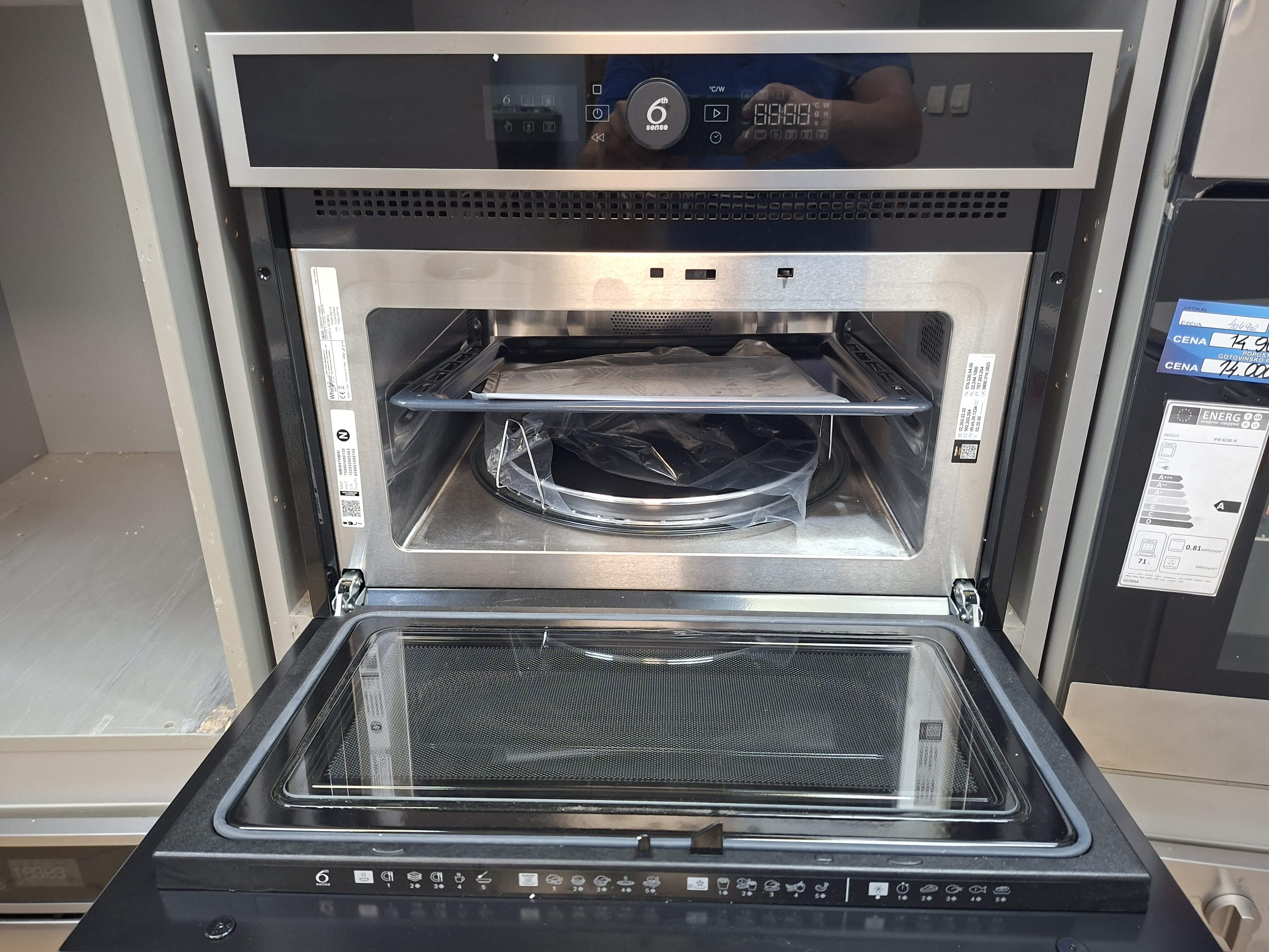 Ugradna Mikrotalasna Whirlpool WMW47HMXI, 40L