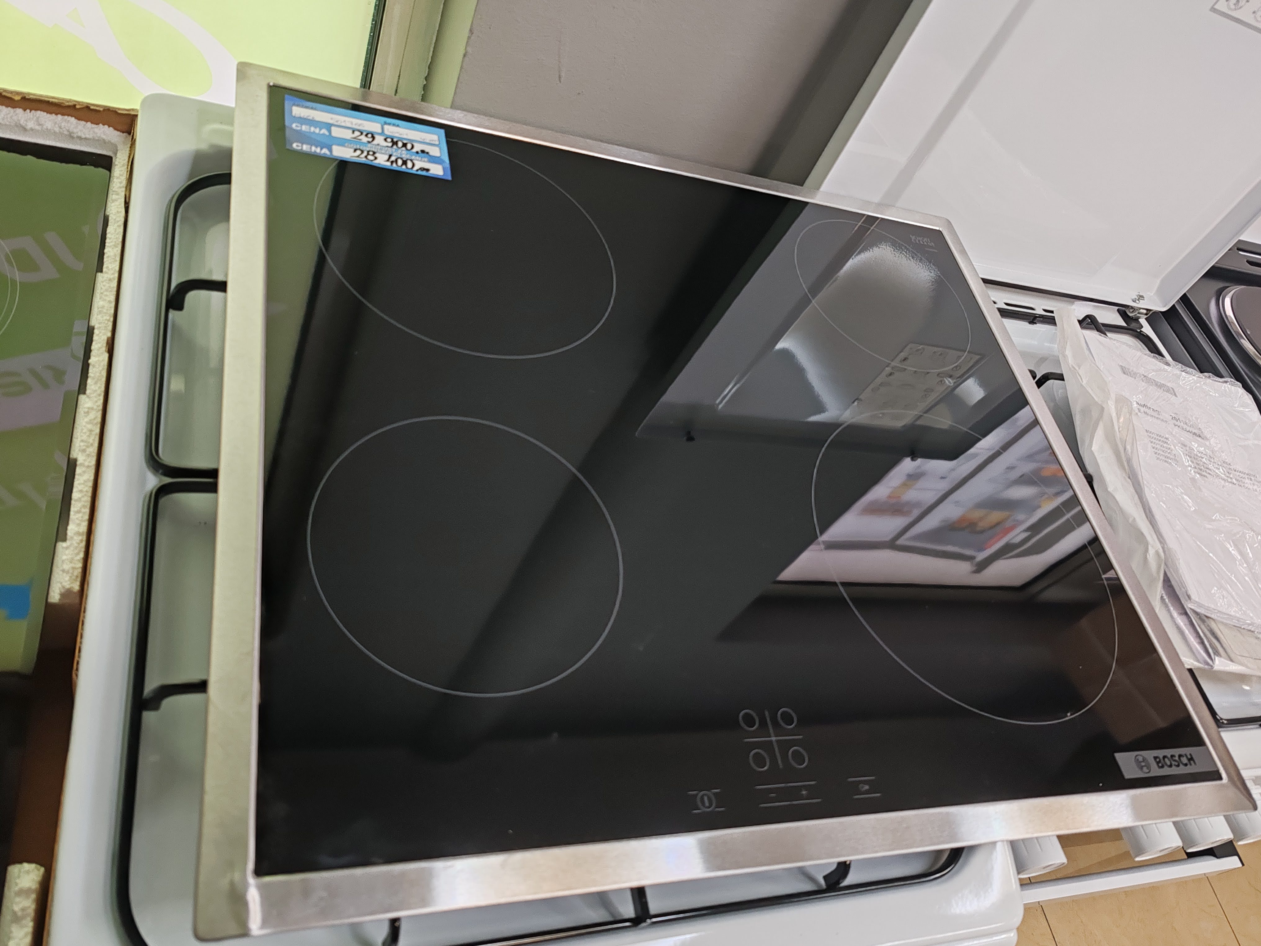 Ugradna Ploca Bosch PKE645BA2E/03 , Staklenokeramička