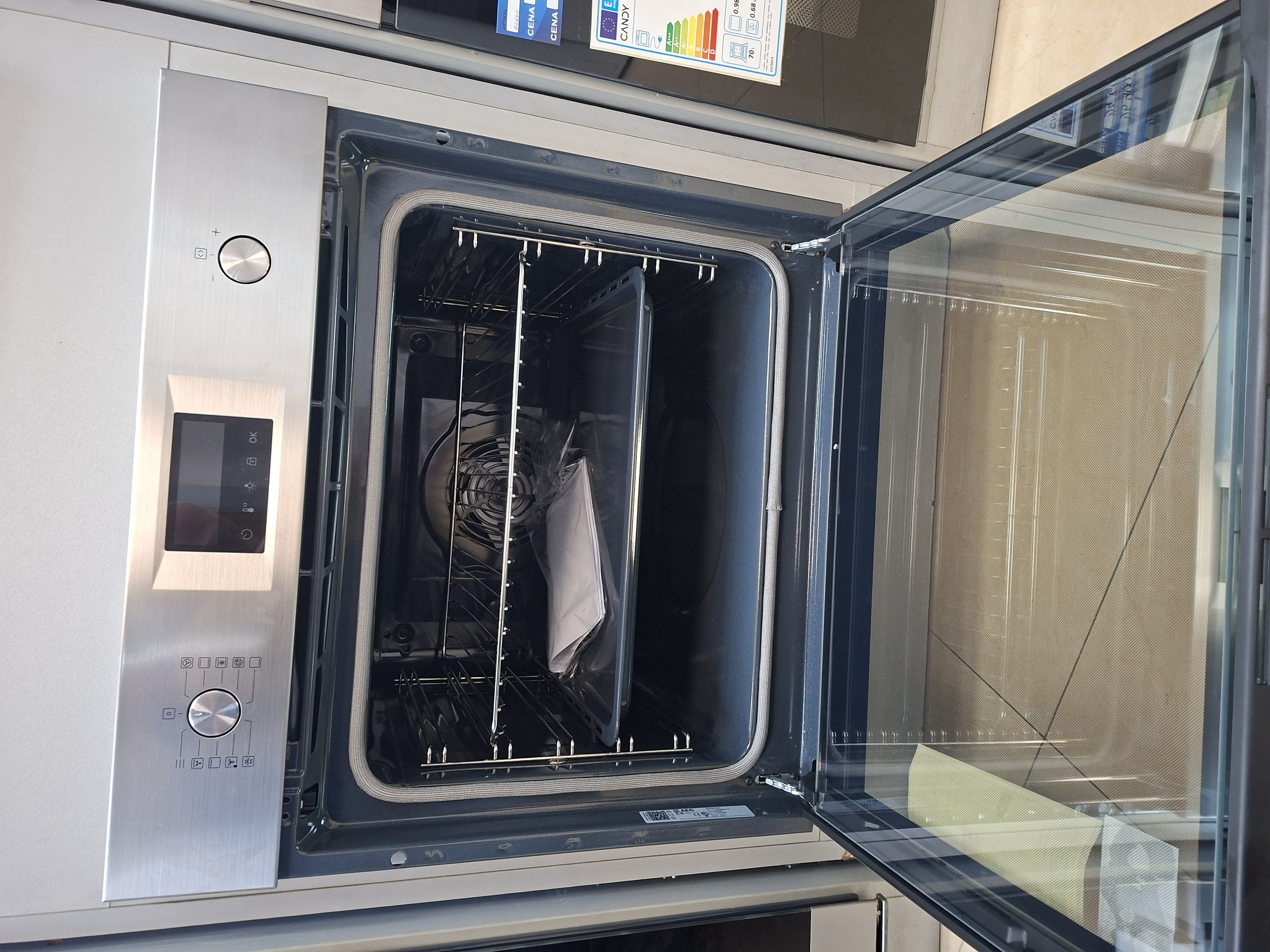 Ugradna Rerna Aeg OU5PB40WSM , 72L
