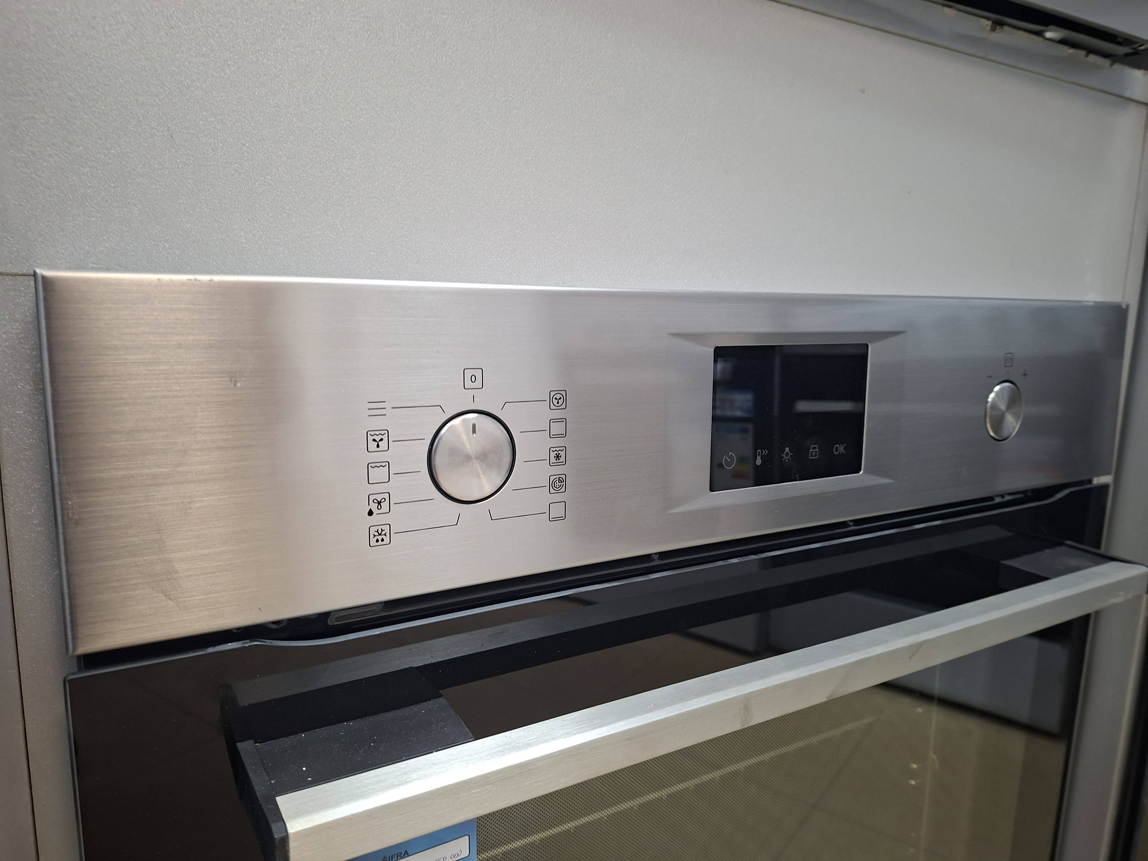 Ugradna Rerna Aeg OU5PB40WSM , 72L