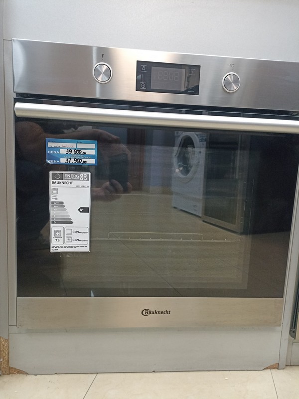 Ugradna rerna Bauknecht BAR2 KP8V2 IN (2)  , 71L