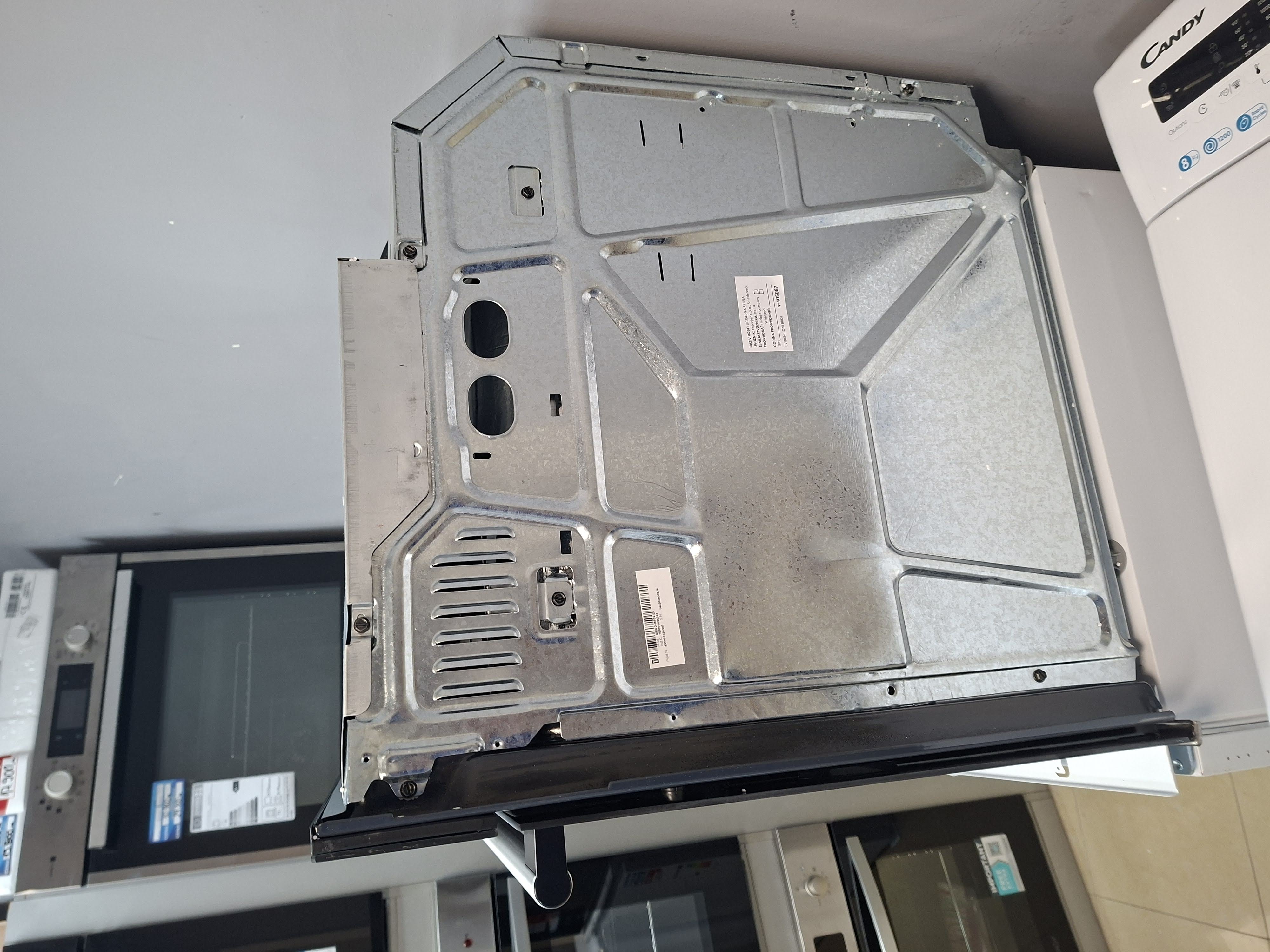 Ugradna rerna Bauknecht BIR4 DH8FS2 ES , 71l