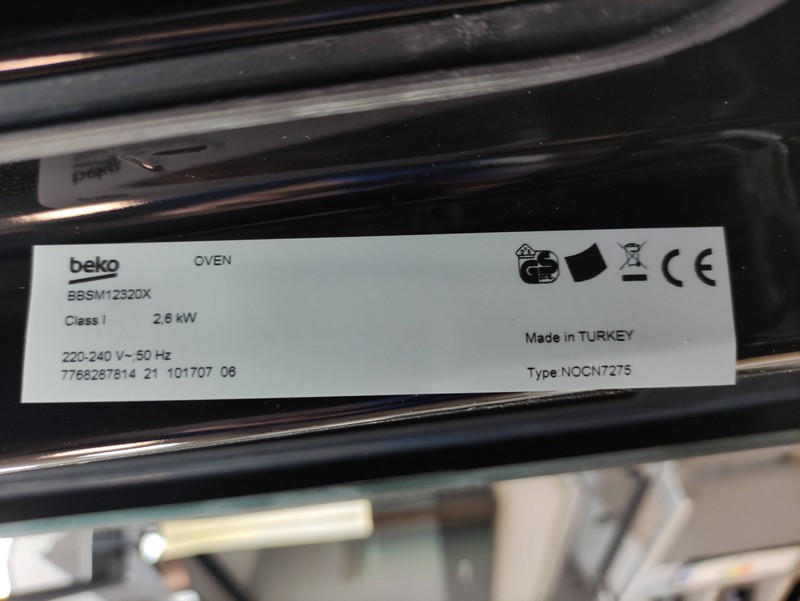 Ugradna Rerna Beko BBSM12320X, 72l