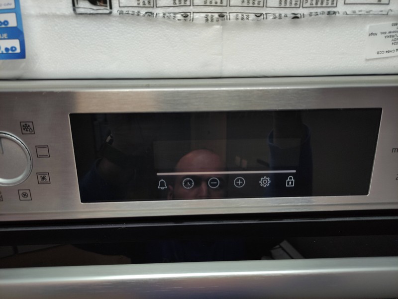 Ugradna Rerna Beko BBSM12320X, 72l