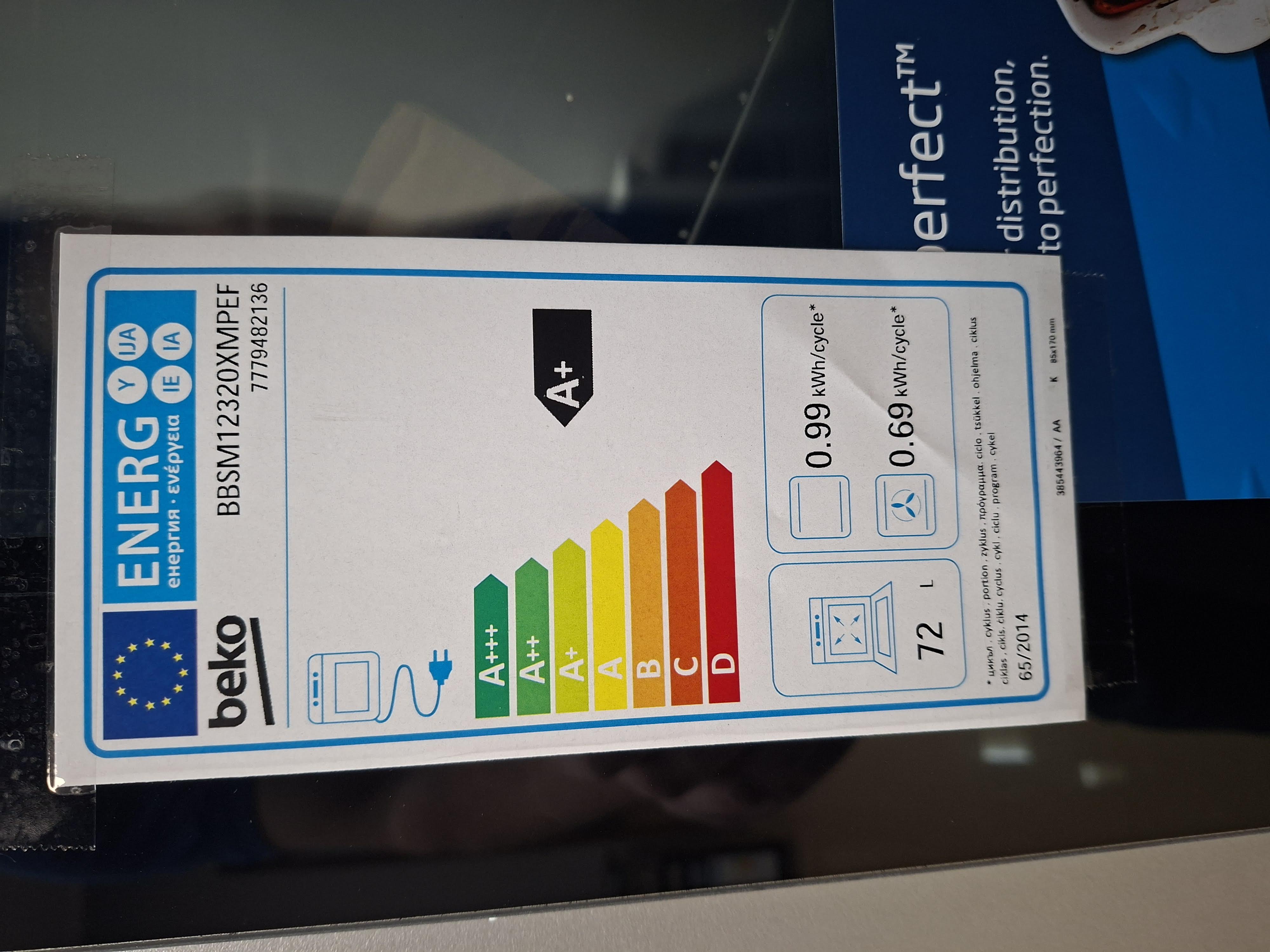 Ugradna Rerna Beko BBSM12320XMPEF, 72l