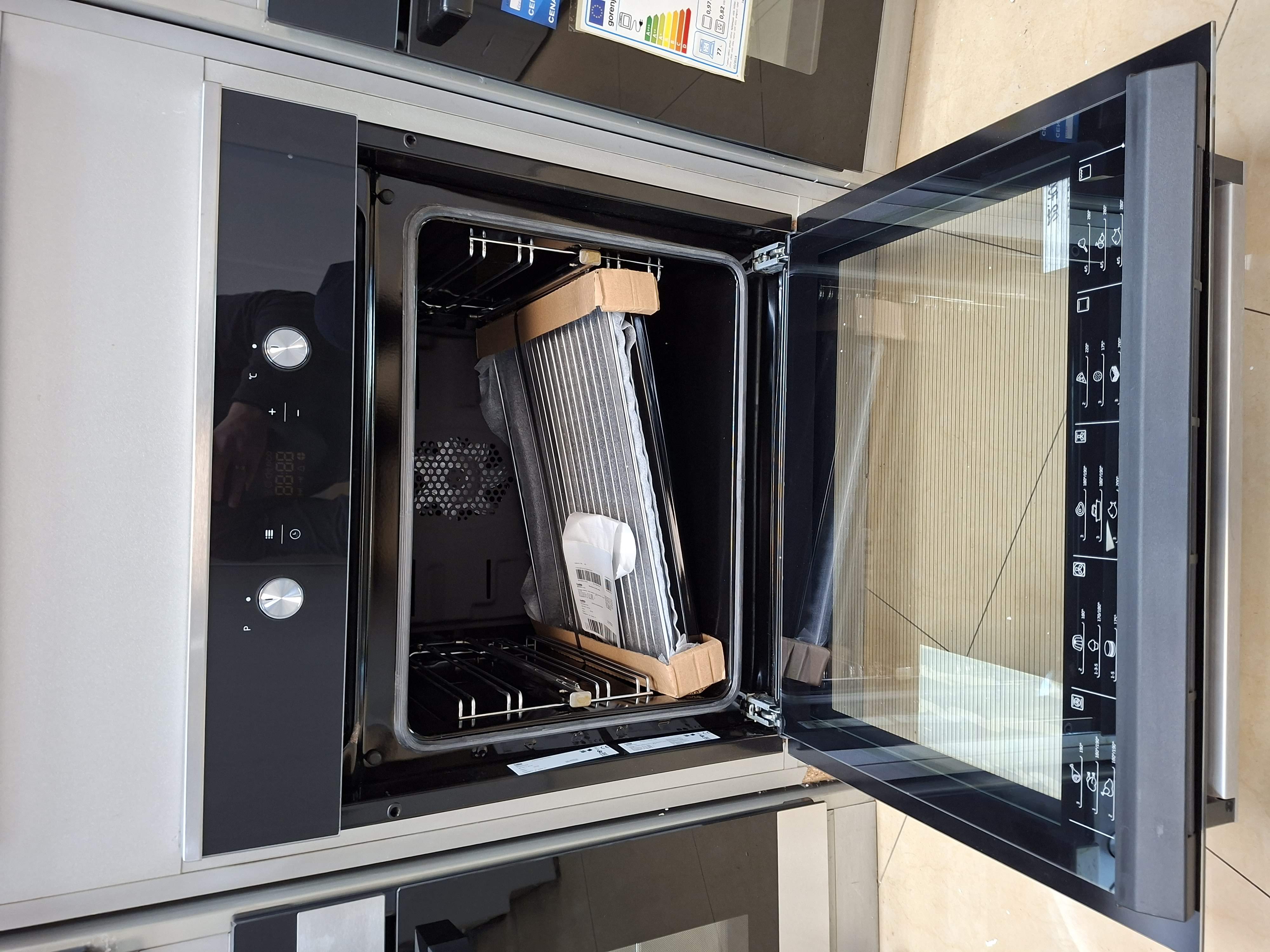 Ugradna Rerna Beko BIM25301XCS, 71 L