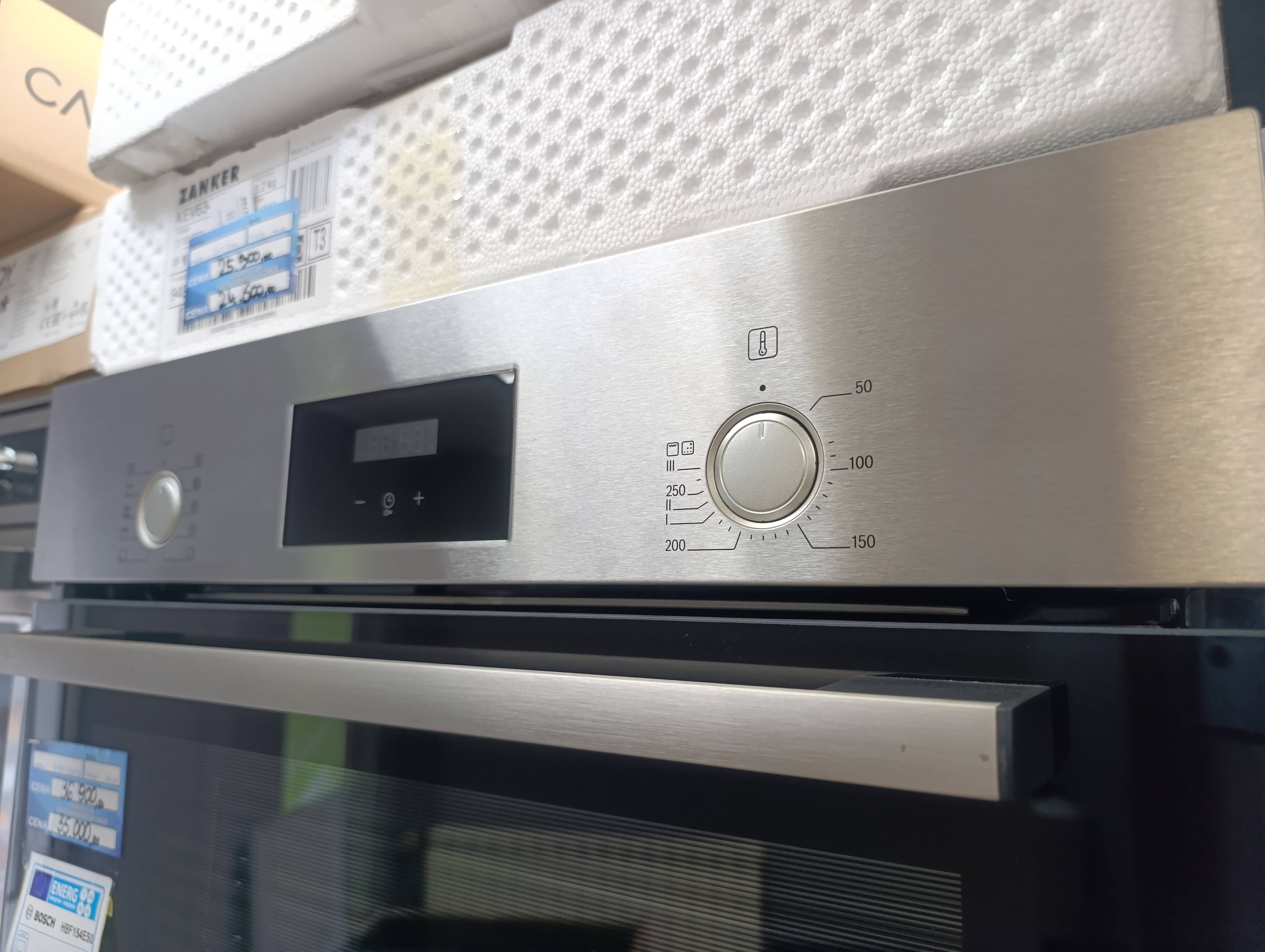 Ugradna Rerna Bosch HBF154ES0 , 66L