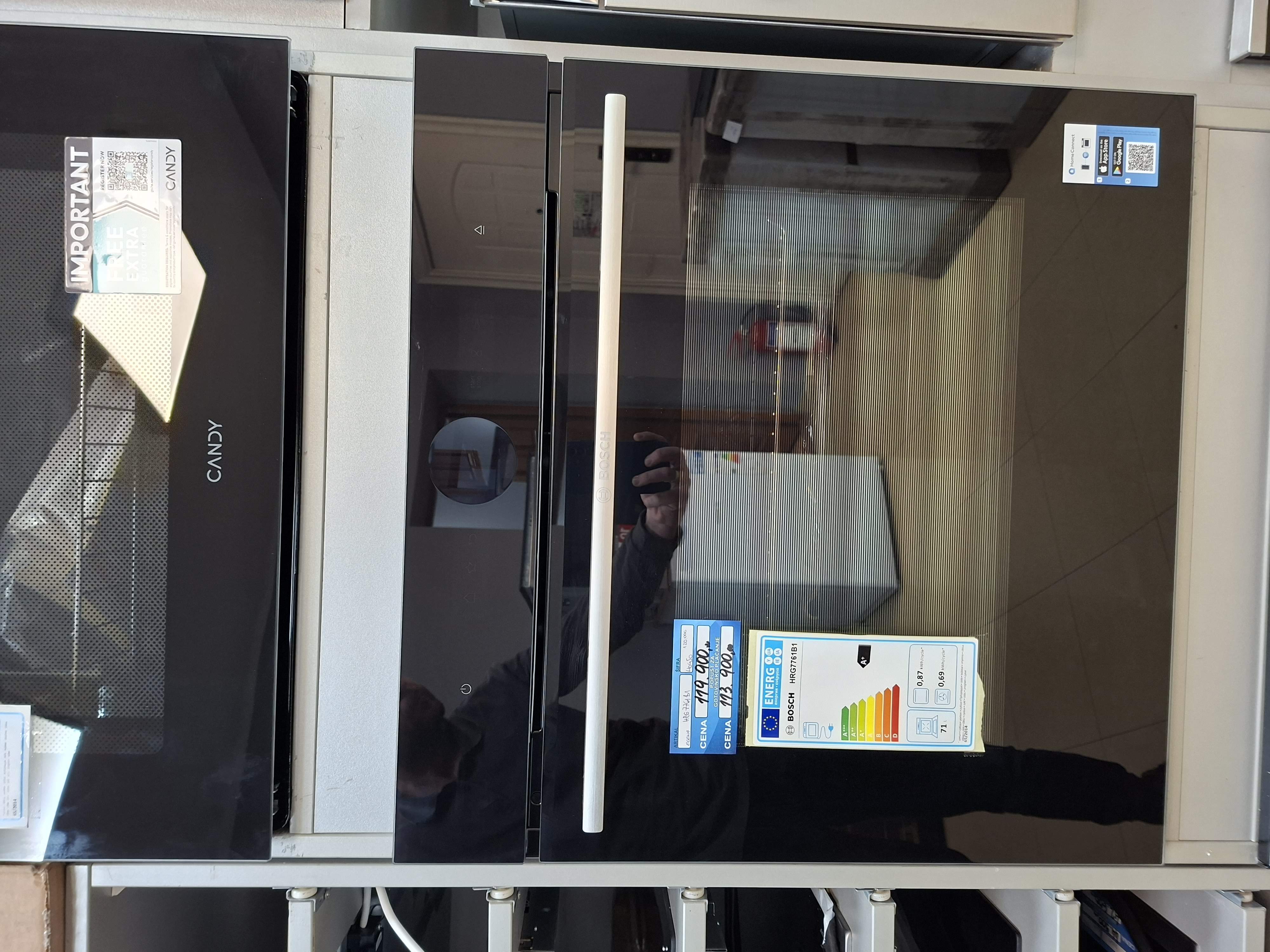 Ugradna Rerna Bosch serija 8 HRG7761B1 , 71l