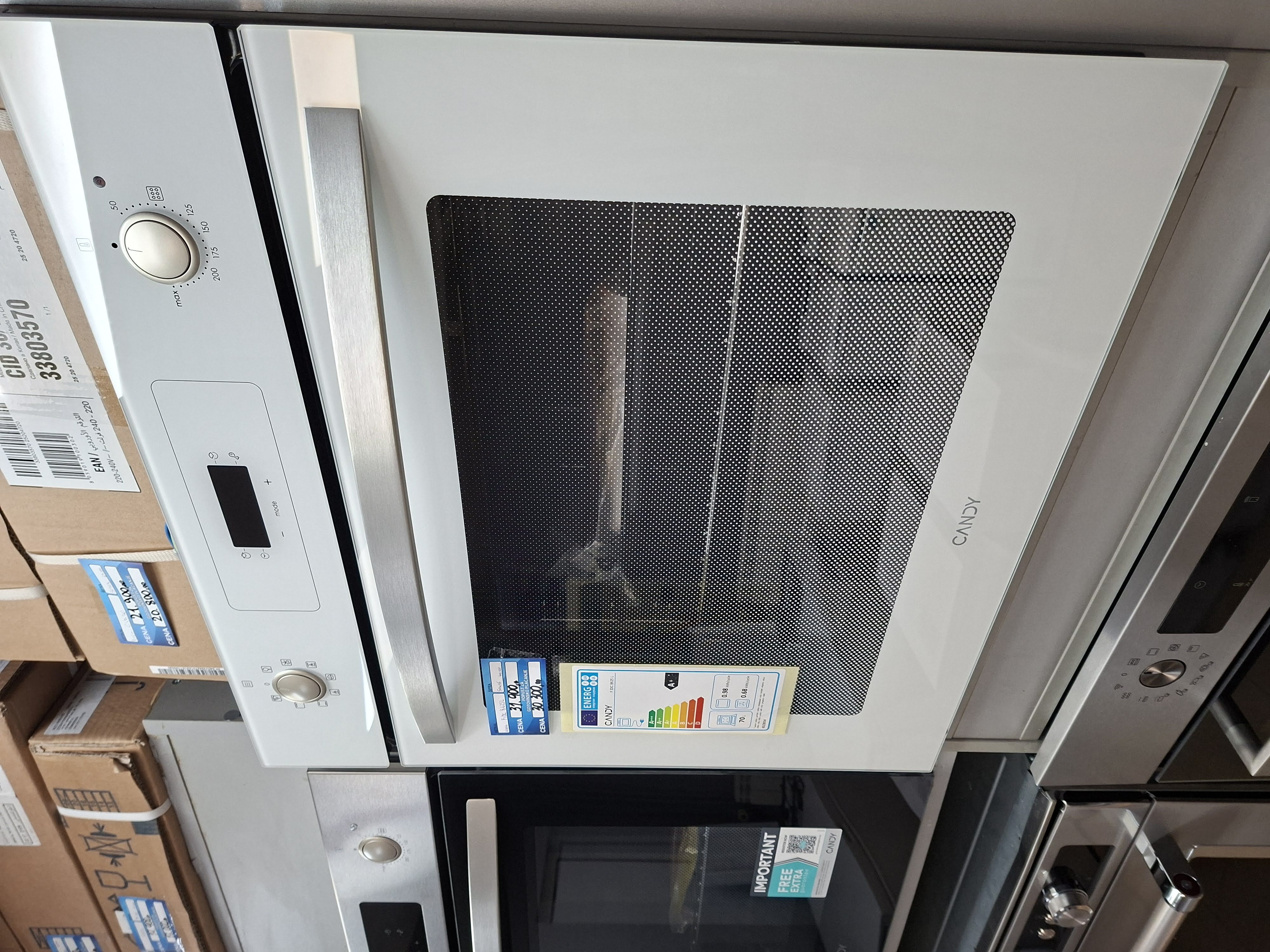 Ugradna Rerna Candy FIDC B625 L , 70L