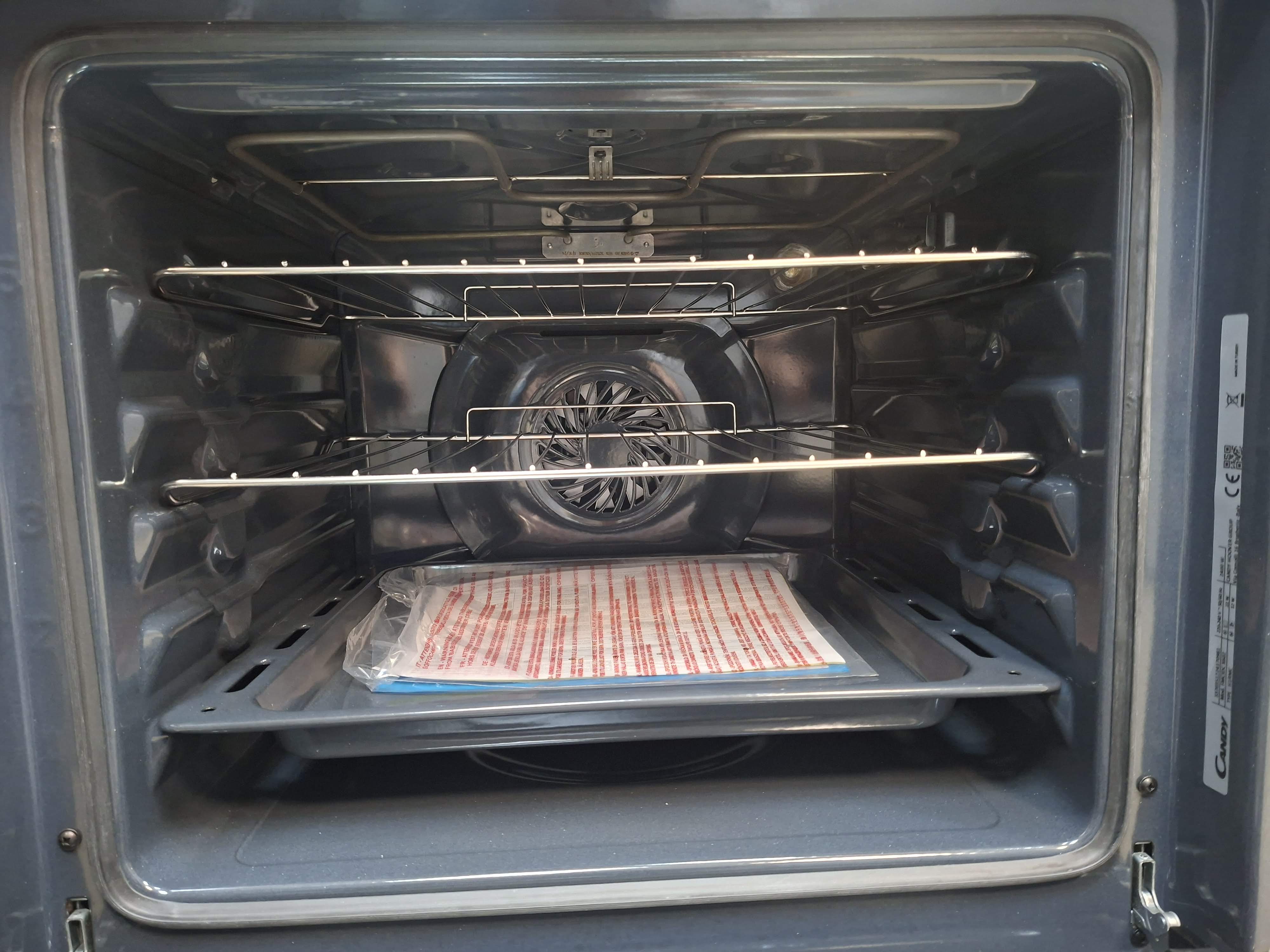 Ugradna rerna Candy FMCIDC X602