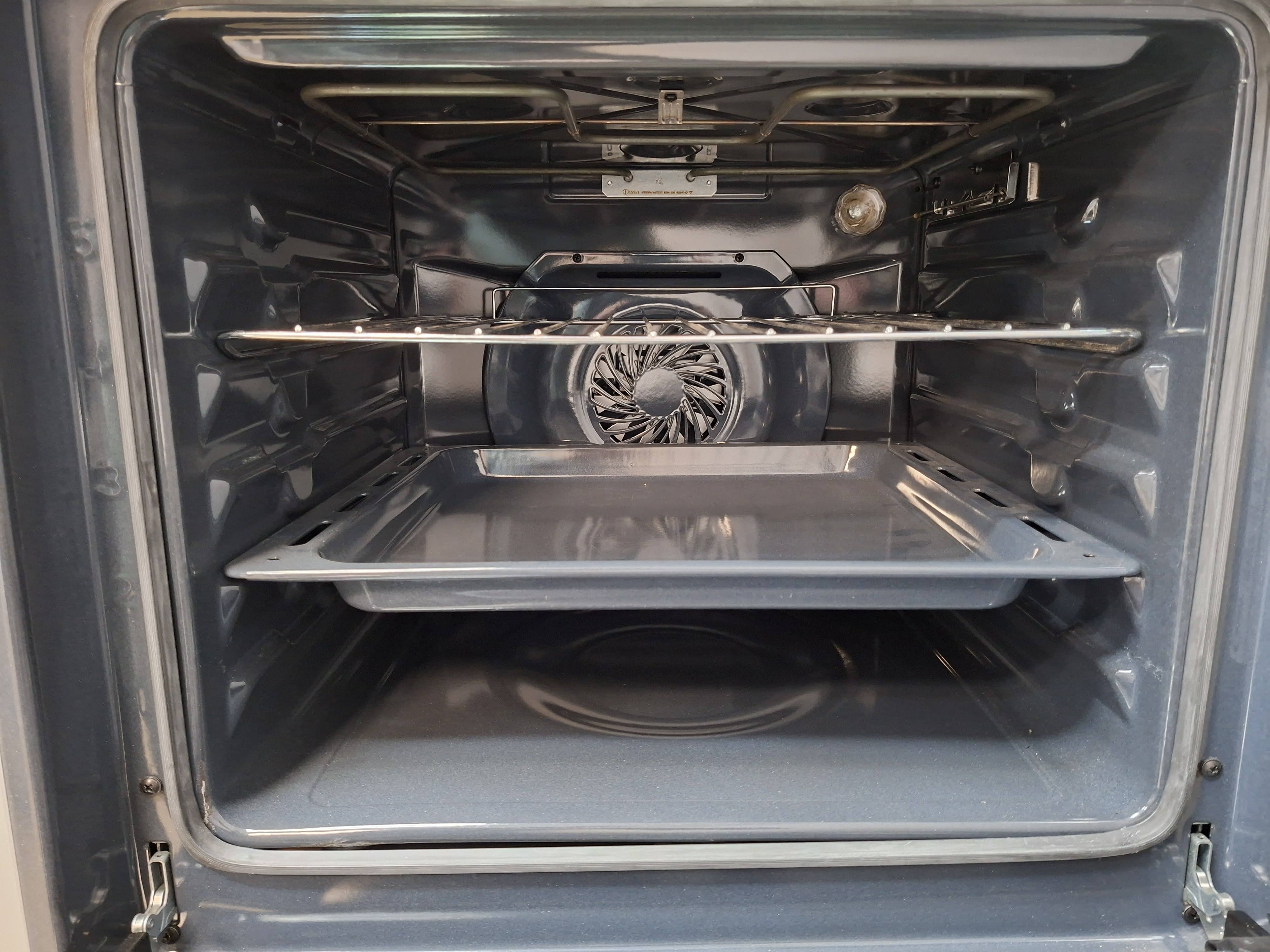 Ugradna rerna Candy FMCIDC X602