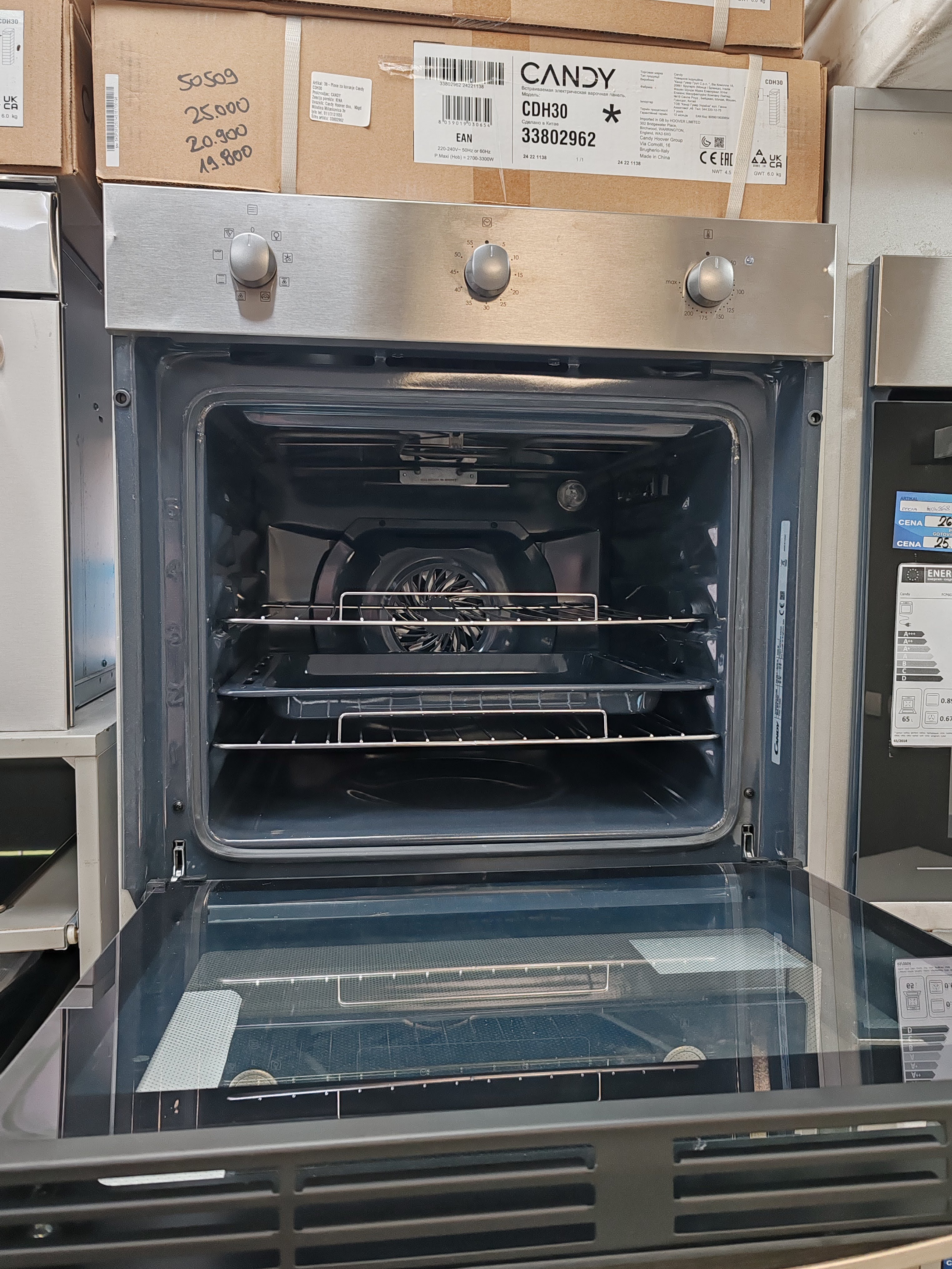 Ugradna Rerna Candy RFIC X602