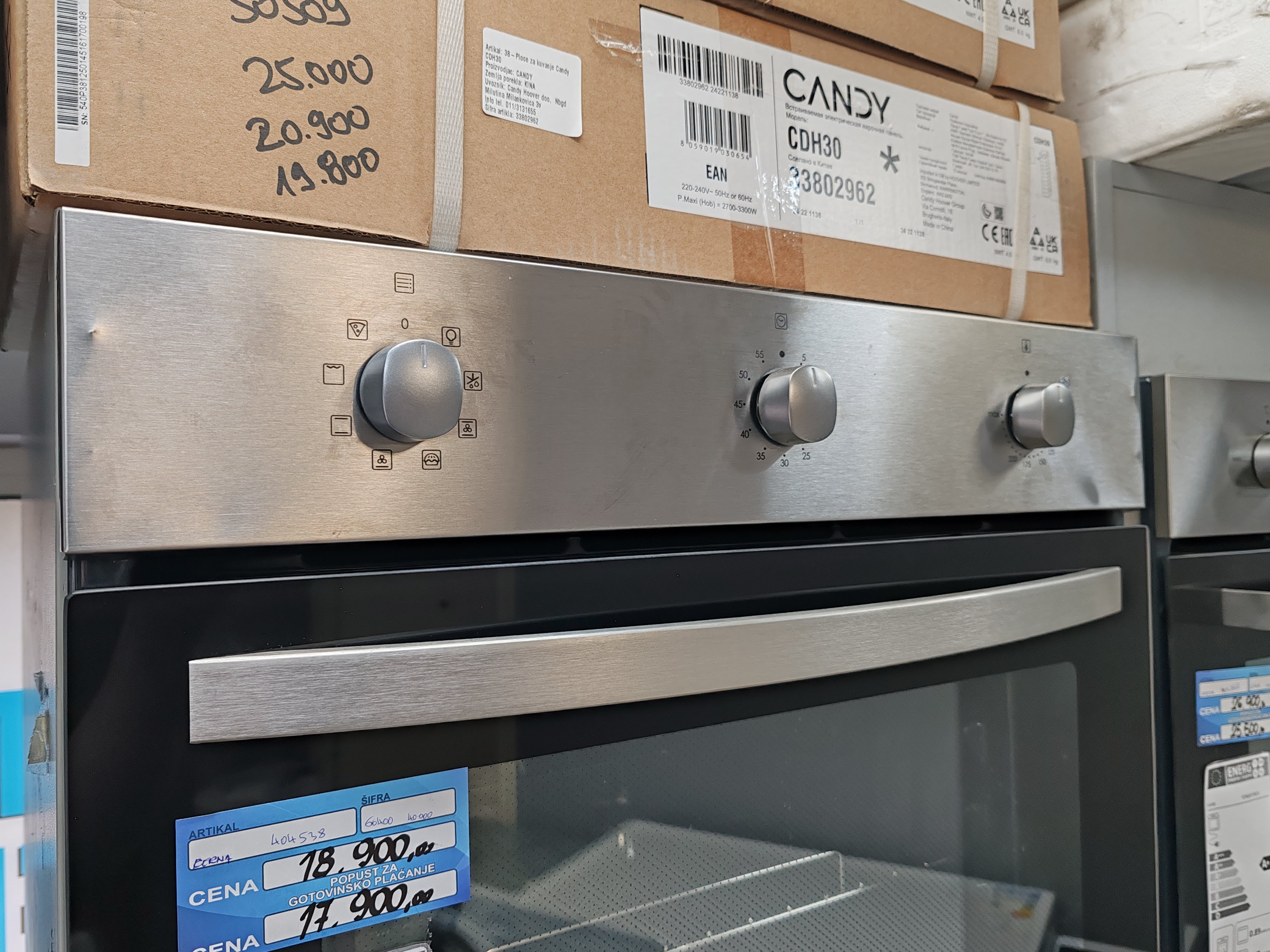 Ugradna Rerna Candy RFIC X602